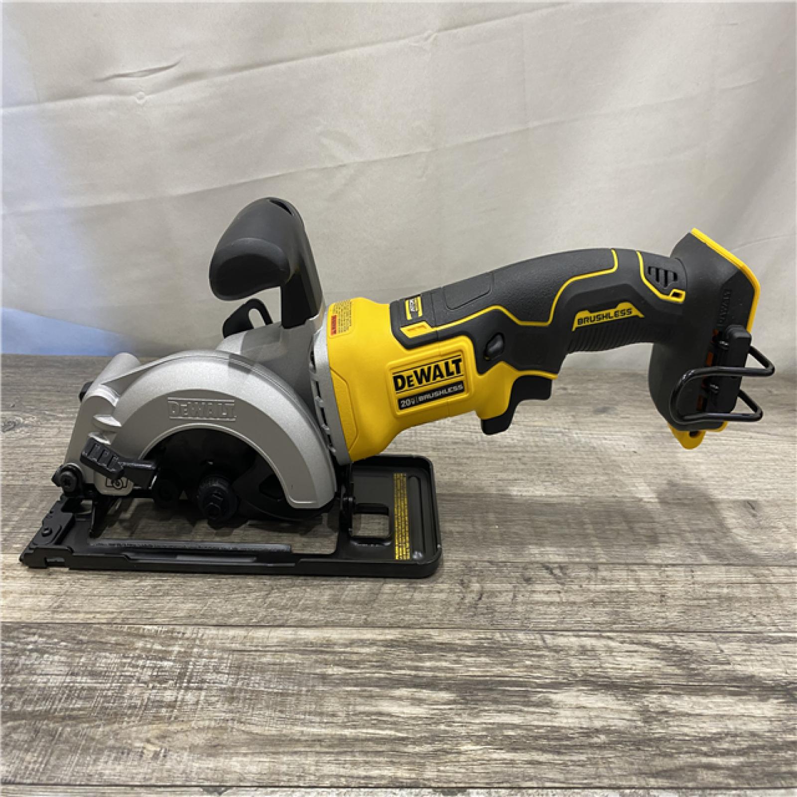 AS-IS DEWALT ATOMIC 20V MAX Cordless Brushless 4-1/2 in. Circular Saw (Tool Only)