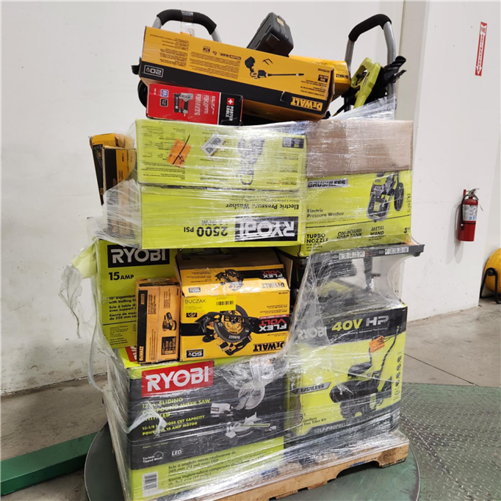 Dallas Location - As-Is Tool Pallet