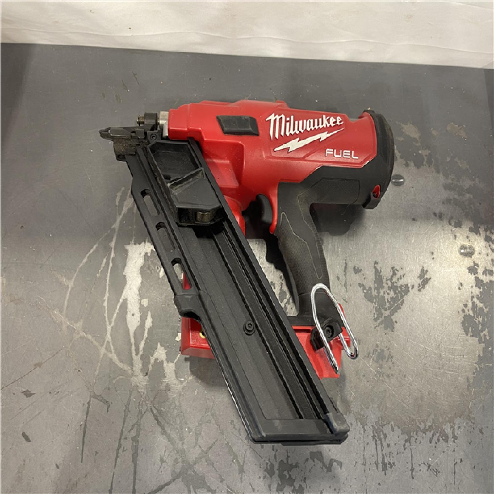 AS-IS- Milwaukee M18 FUEL 30 Degree Framing Nailer (TOOL ONLY)