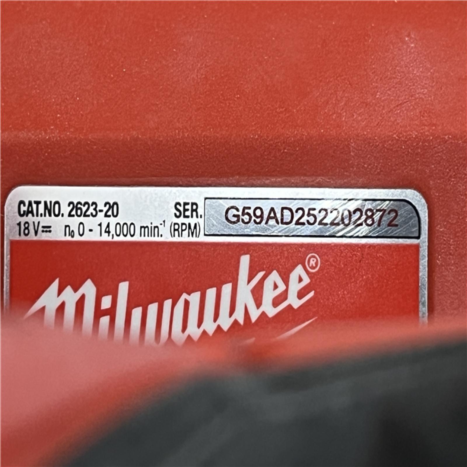 AS-IS Milwaukee 18V Lithium-Ion Cordless 3-1/4 in. Planer (Tool-Only)