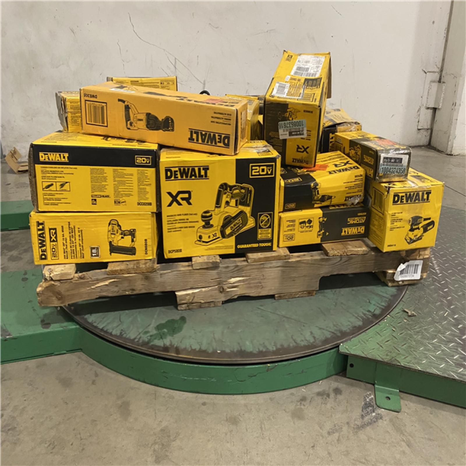 Dallas Location - As-Is DEWALT Tool Pallet