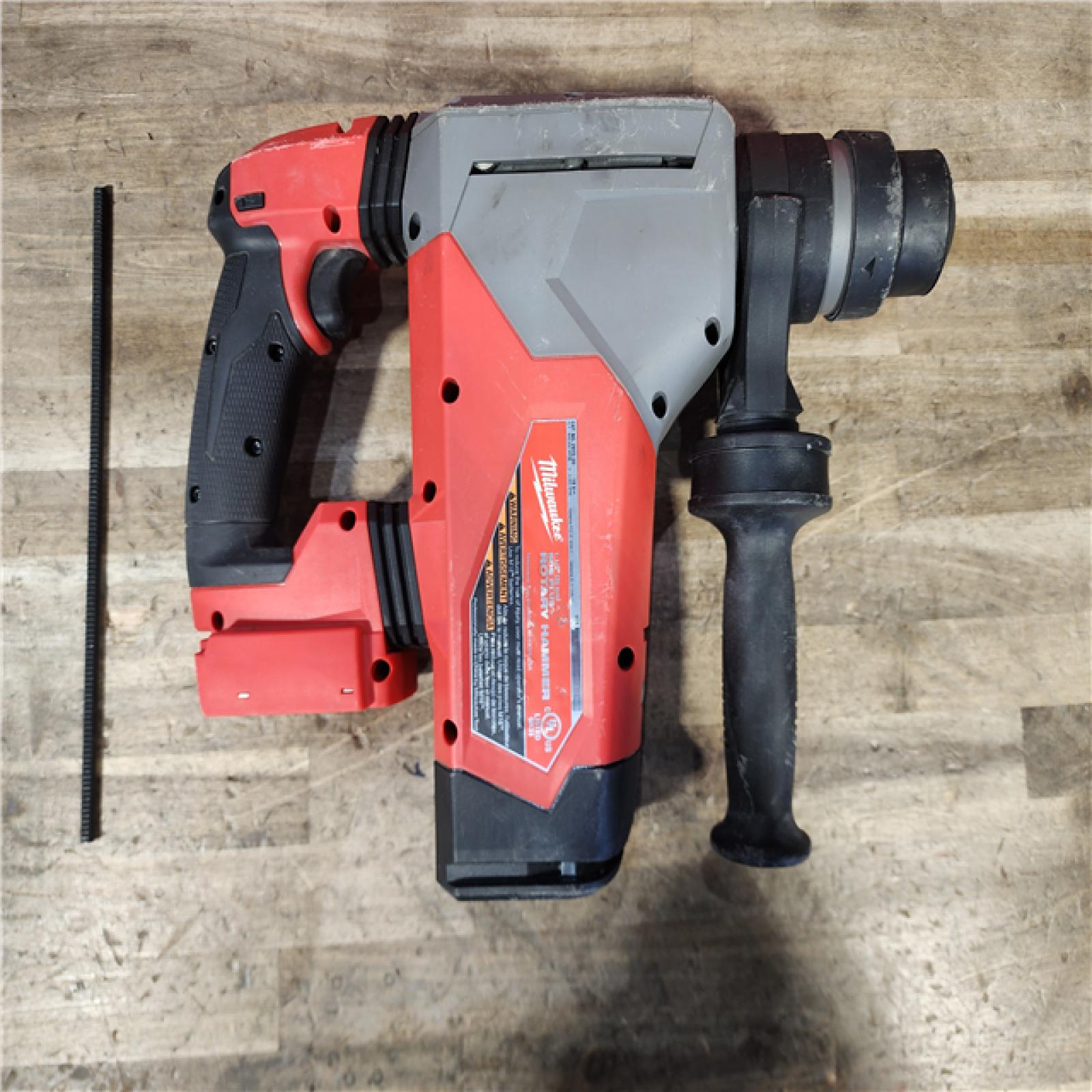 HOUSTON LOCATION - AS-IS Milwaukee 2915-20 M18 FUEL 18-Volt Lithium-Ion Brushless Cordless SDS-Plus 1-1/8 in. Rotary Hammer Drill (Tool-Only)