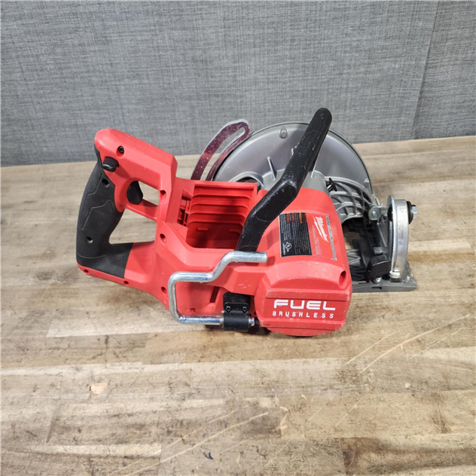 HOUSTON LOCATION - AS-IS Milwaukee 2830-20 Rear Handle Circular Saw M18 FUEL 7-1/4 Cordless Brushless (Tool-Only)