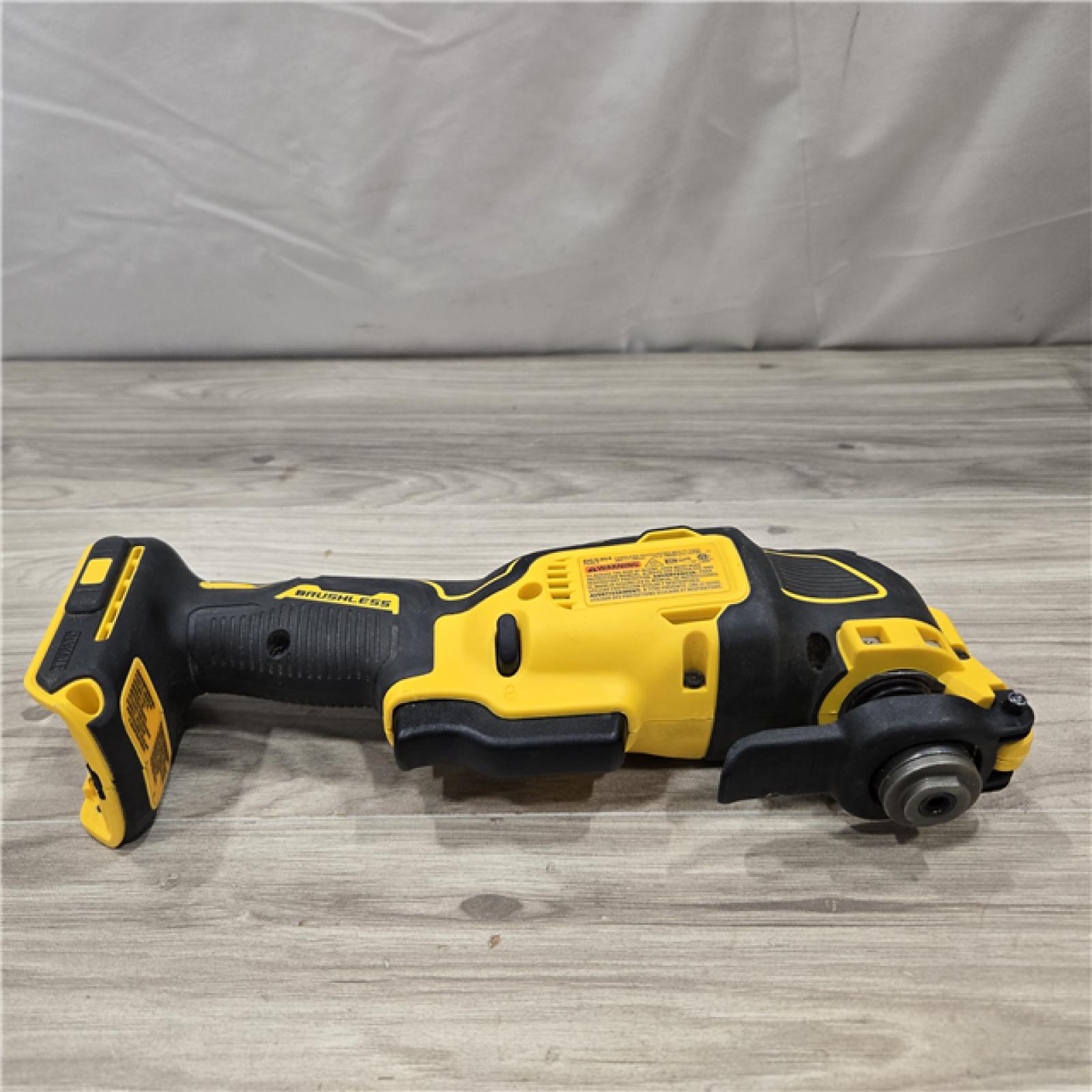 AS-IS DEWALT ATOMIC 20V MAX Cordless Oscillating Multi Tool (Tool Only)