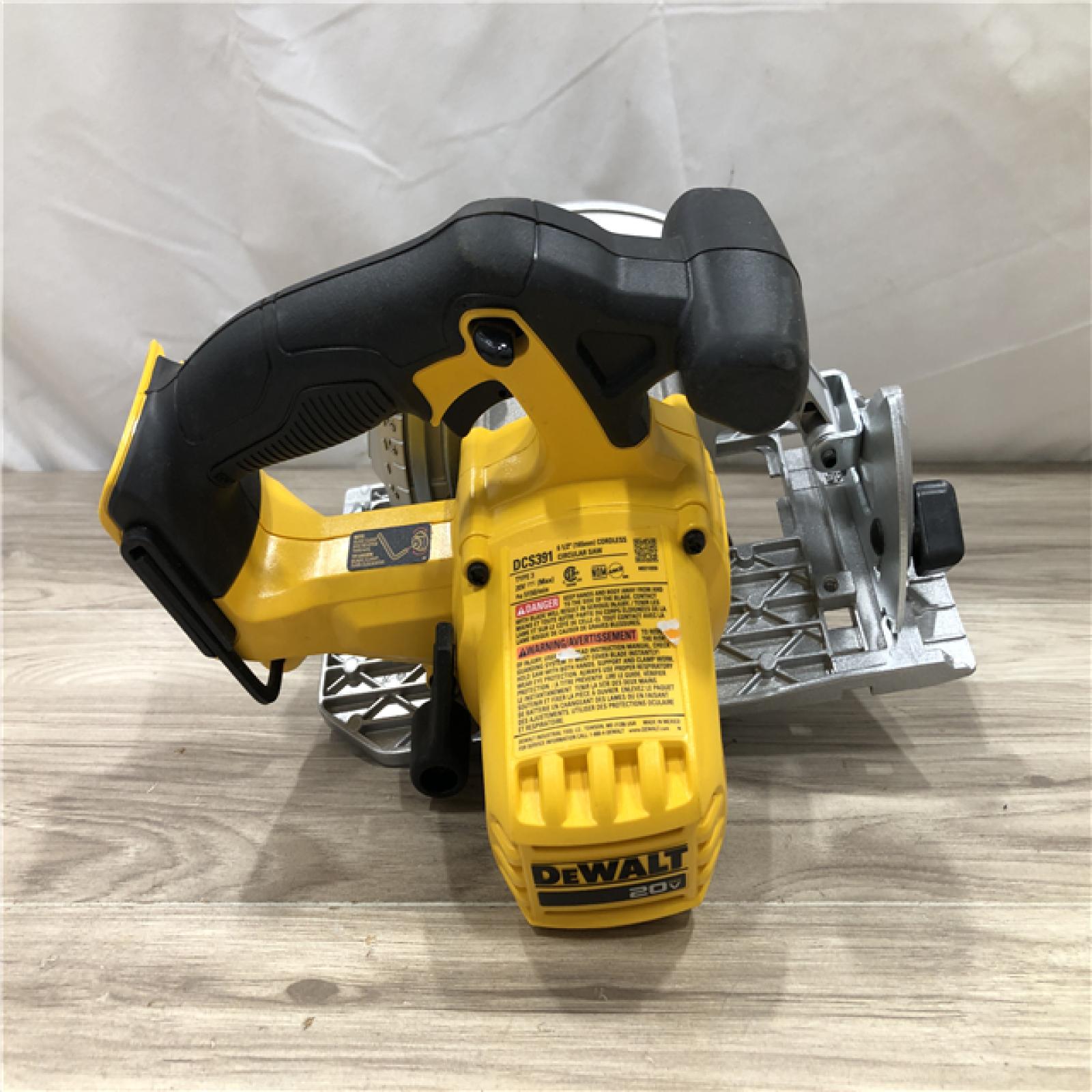 AS-IS DEWALT 6-1/2'' 165MM CIRCULAR SAW (Tool-Only)