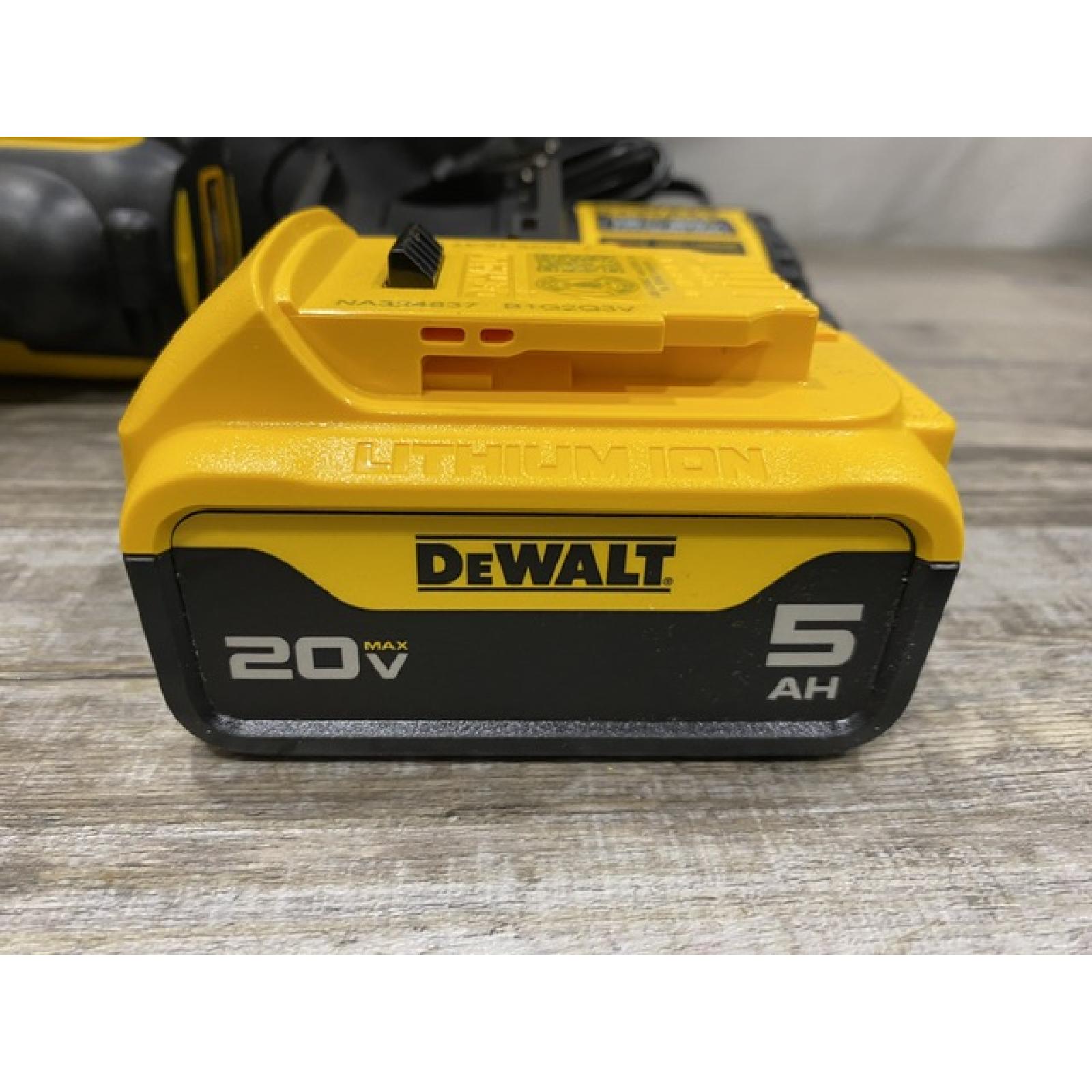 AS-IS DEWALT 20V MAX Lithium-Ion Cordless 1/2 in. Impact Wrench Kit