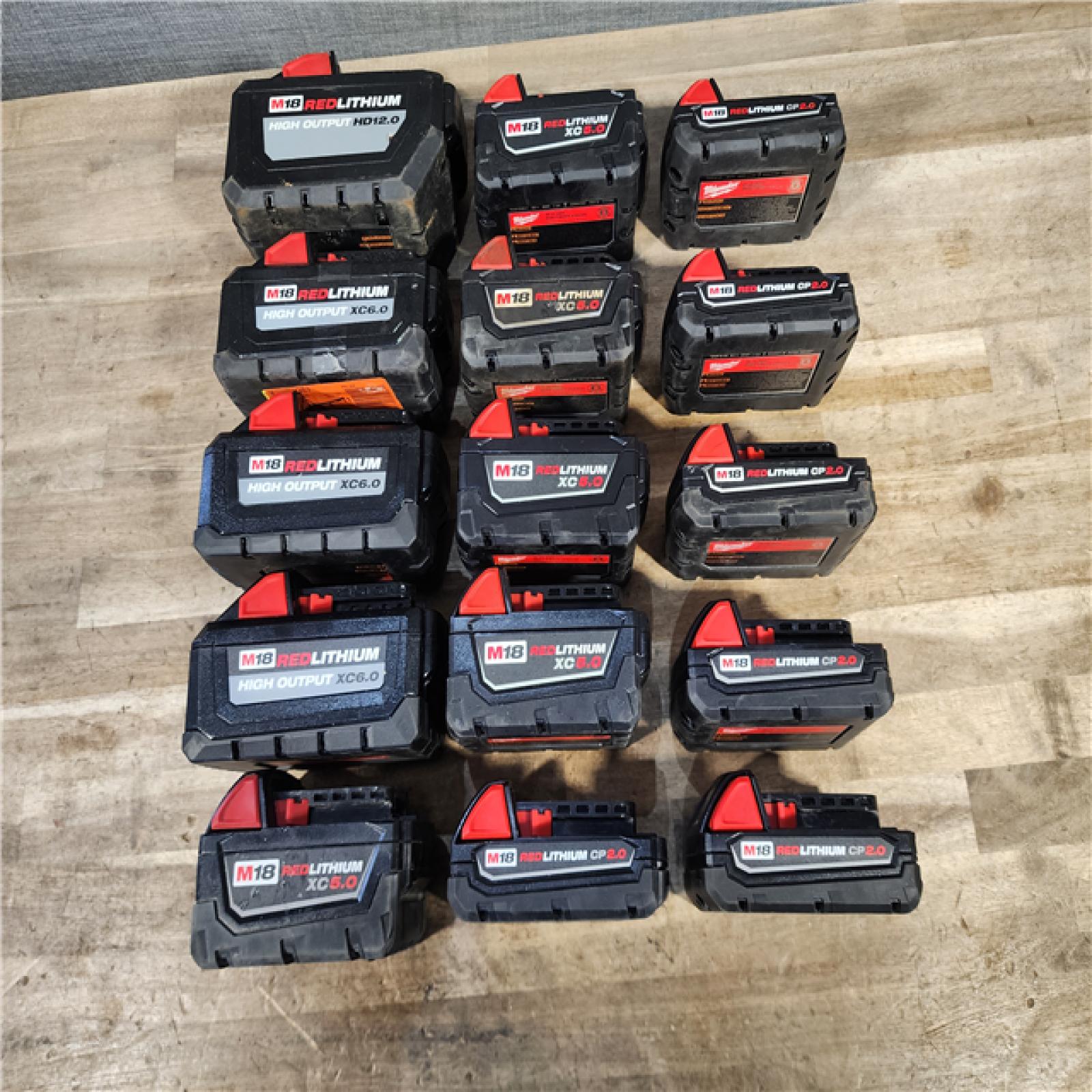 HOUSTON LOCATION - AS-IS MILWAUKEE BATTERY PACK QTY - 15