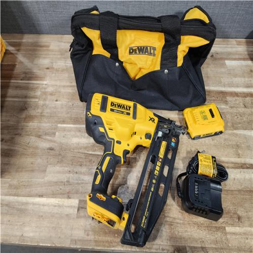 Houston Location AS-IS DEWALT 20V MAX XR 16-Gauge Electric Cordless Angled Finishing Nailer Kit