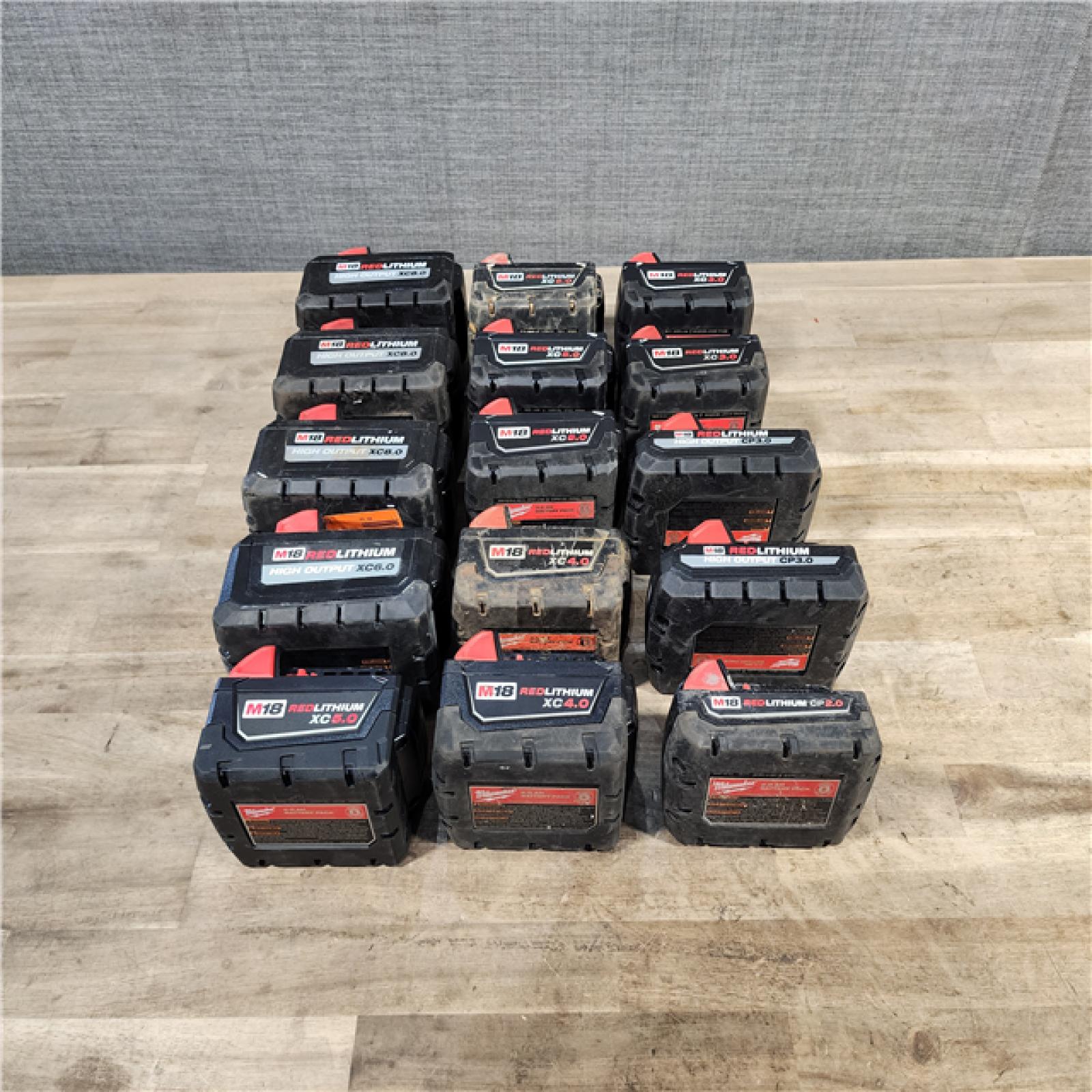HOUSTON LOCATION - AS-IS MILWAUKEE BATTERY PACK QTY - 15