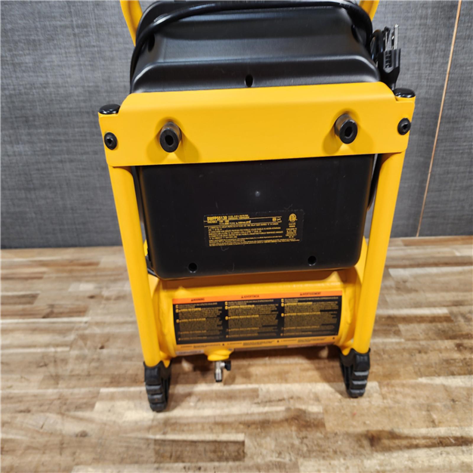 HOUSTON LOCATION - AS - IS DEWALT 2.5 Gal. Portable Electric Heavy Duty 200 PSI Quiet Air Compressor