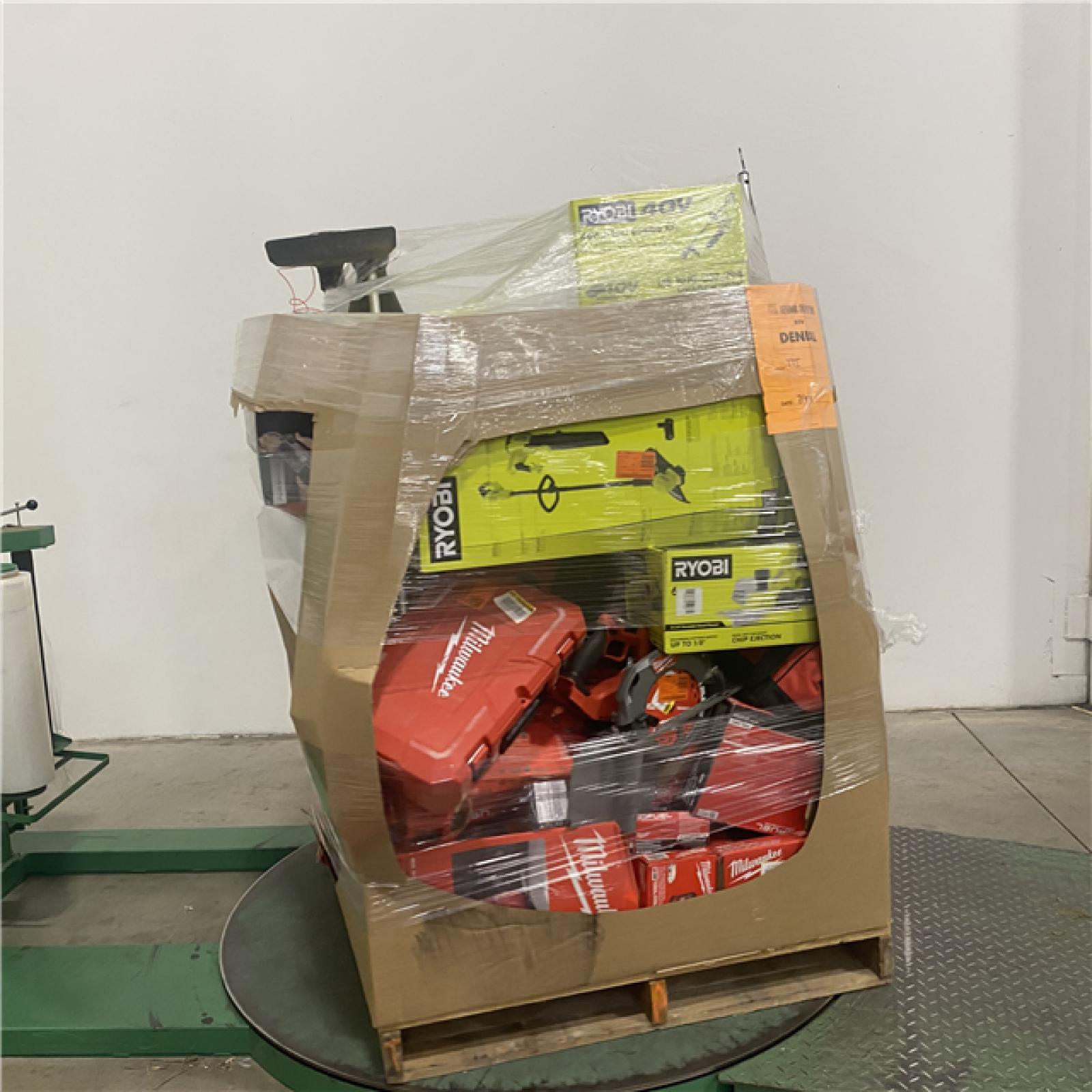 Dallas Location - As-Is Tool Pallet