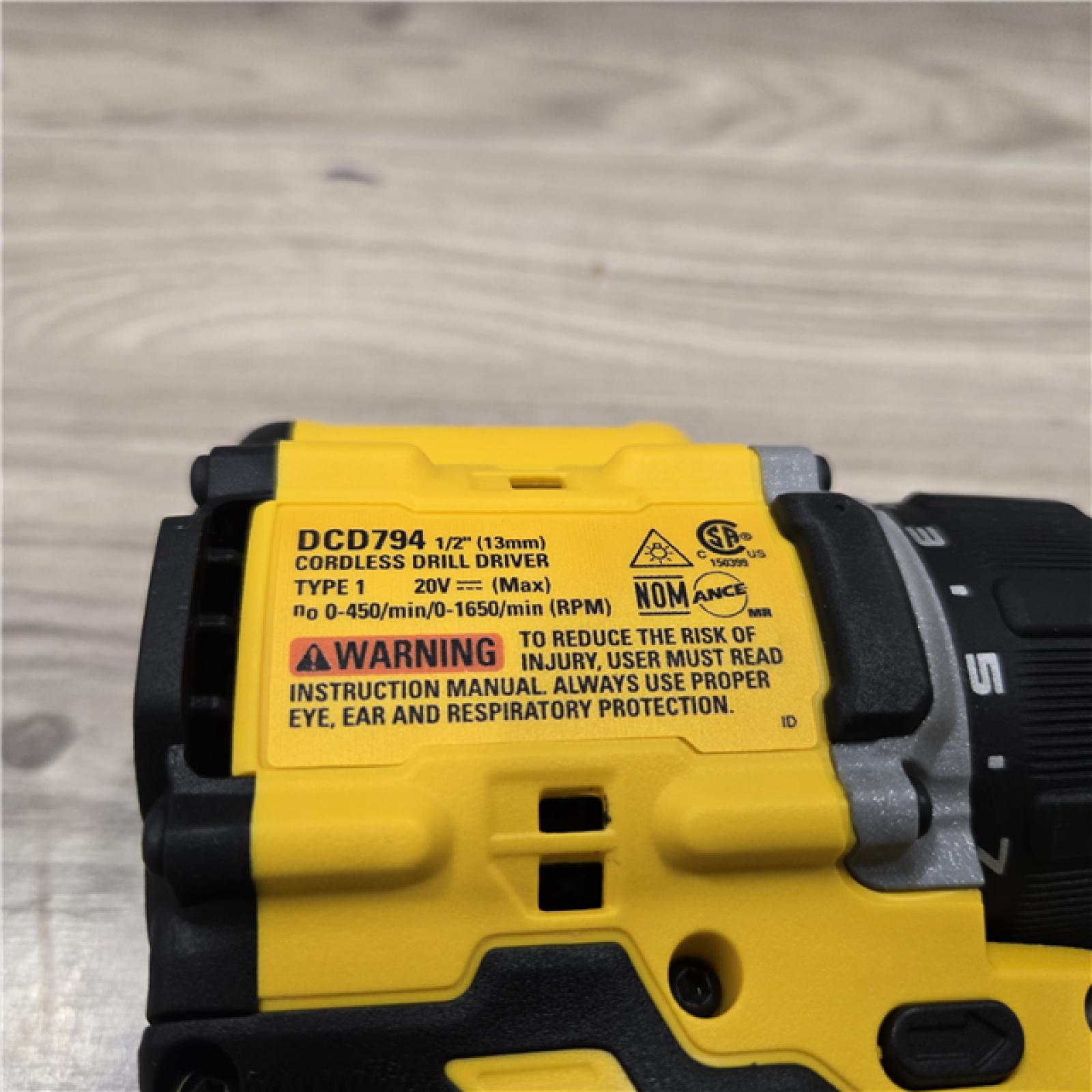 AS-IS DeWalt 20V MAX ATOMIC Cordless Drill/Driver Tool Only