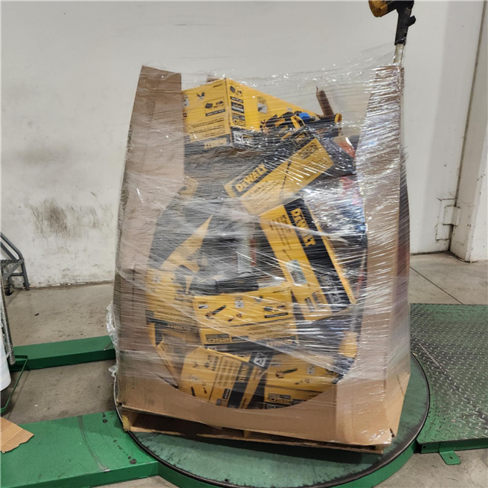 Dallas Location - As-Is DEWALT Tool Pallet