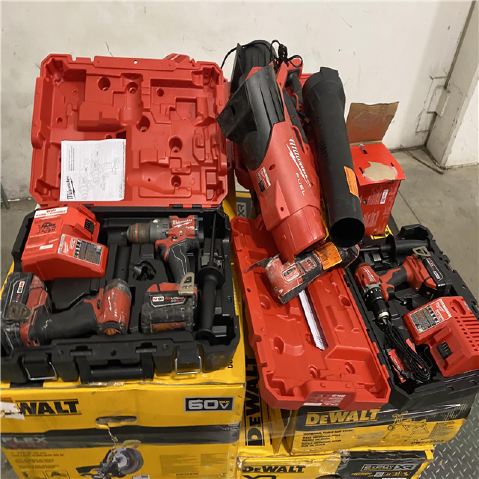 Dallas Location - As-Is Tool Pallet