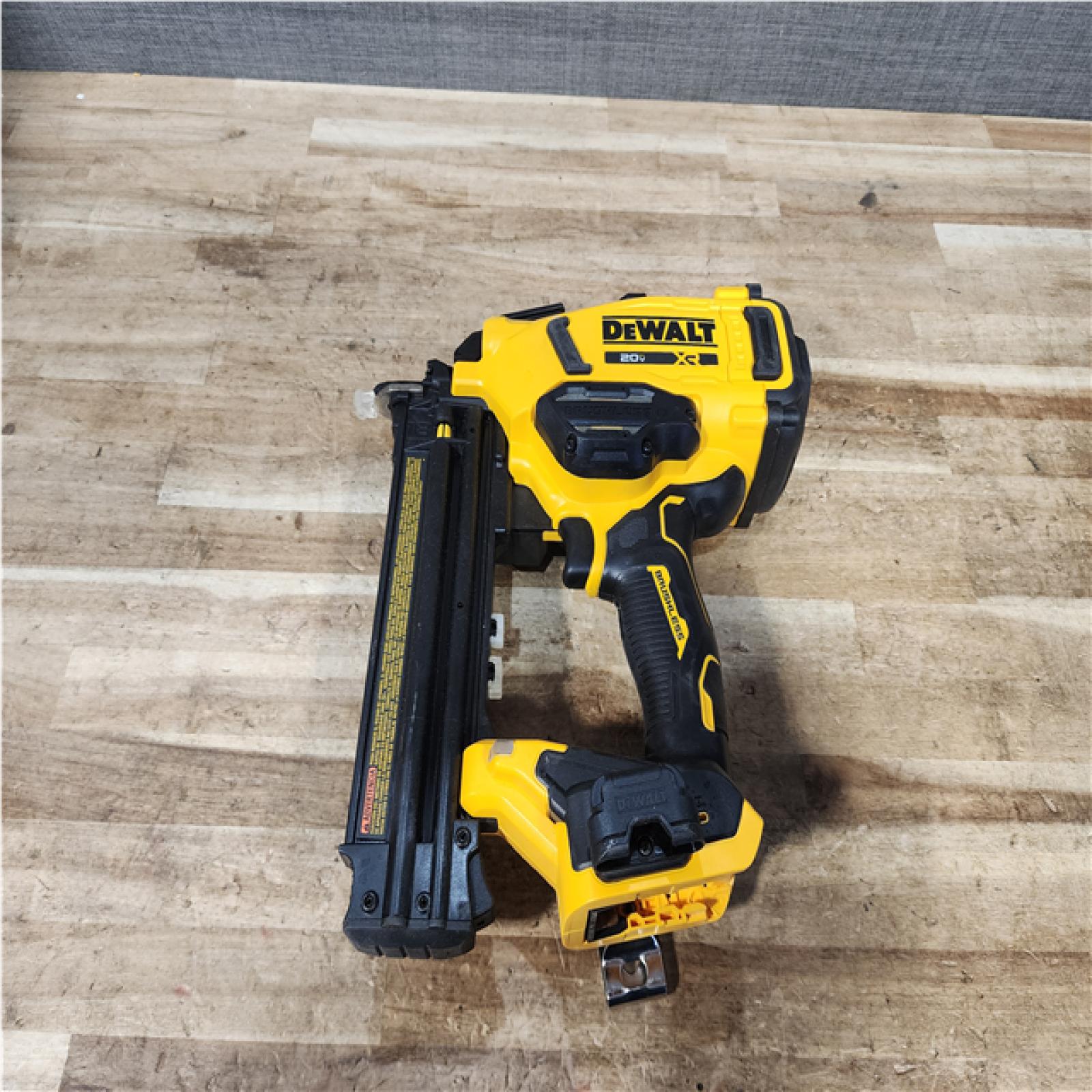 Houston Location AS-IS DEWALT 20V MAX XR 18 Gauge Cordless Brad Nailer (Tool Only)