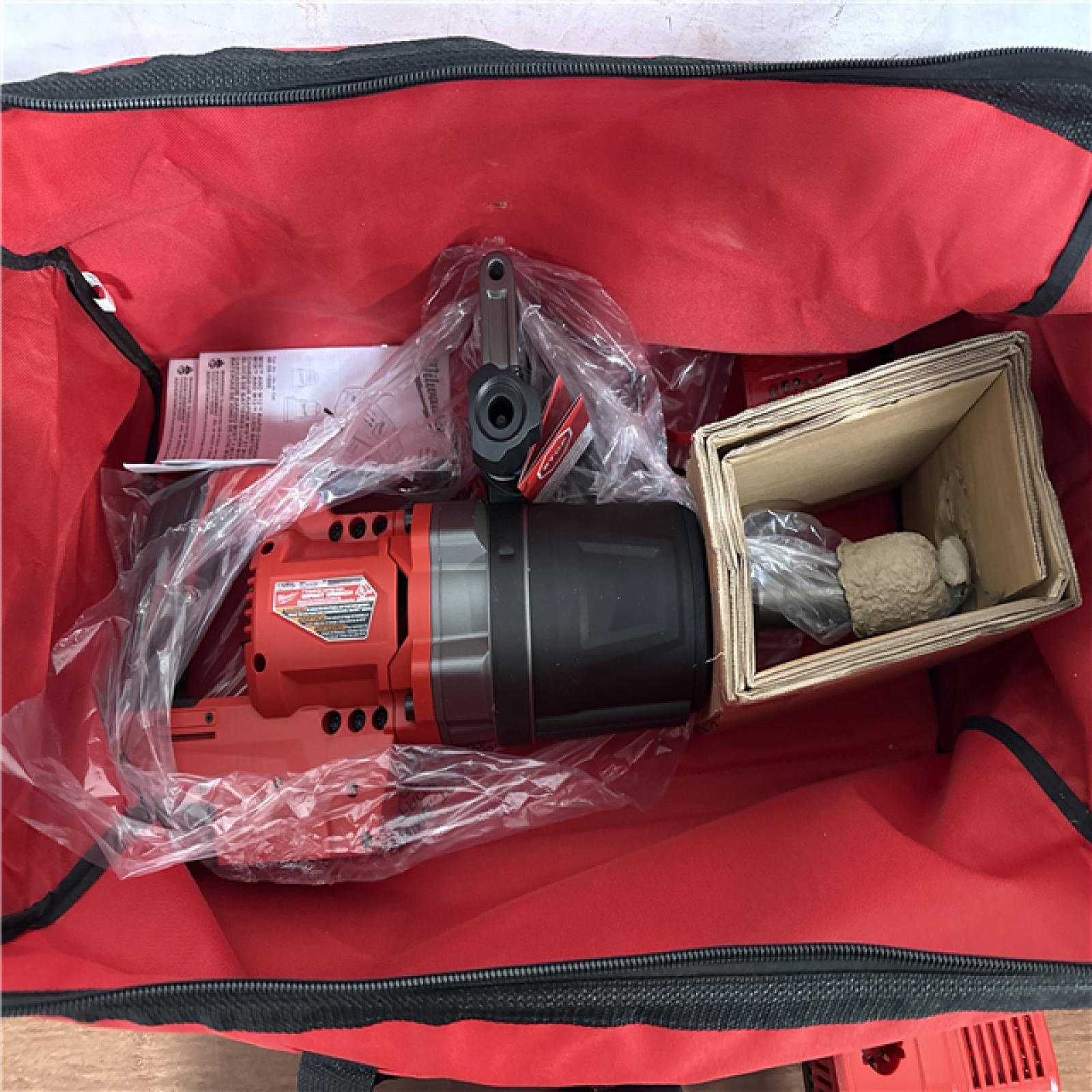 California NEW Milwaukee 1 D-Handle Ext. Anvil High Torque Impact Wrench  Includes (2) Batteries  Charger & Bag