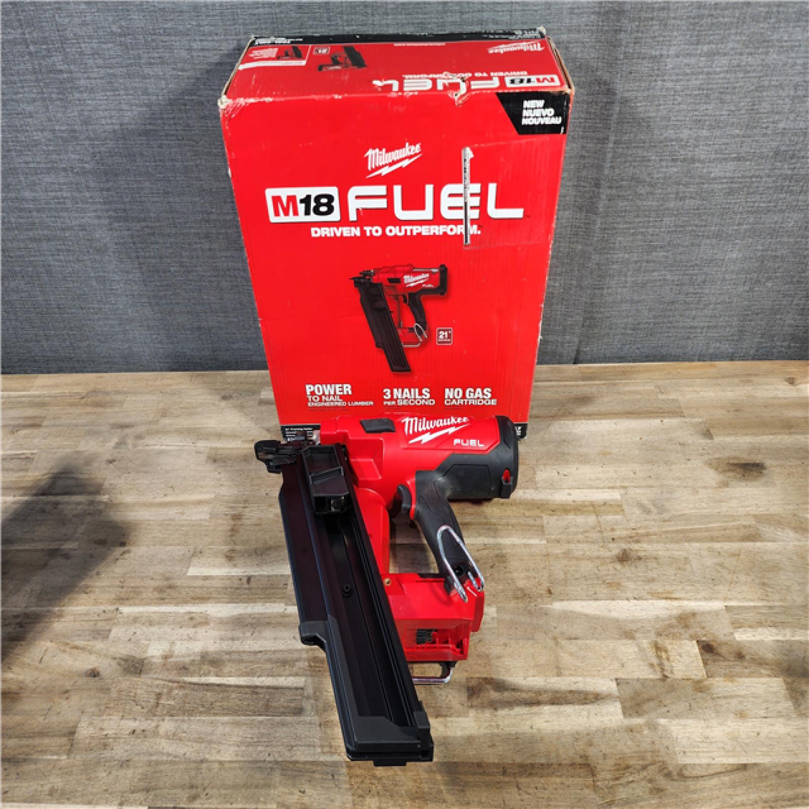 HOUSTON LOCATION - AS-IS (APPEARS LIKE NEW) Milwaukee 2744-20 M18 FUEL 3-1/2 in. 18-Volt 21-Degree Lithium-Ion Brushless Cordless Framing Nailer (Tool-Only)
