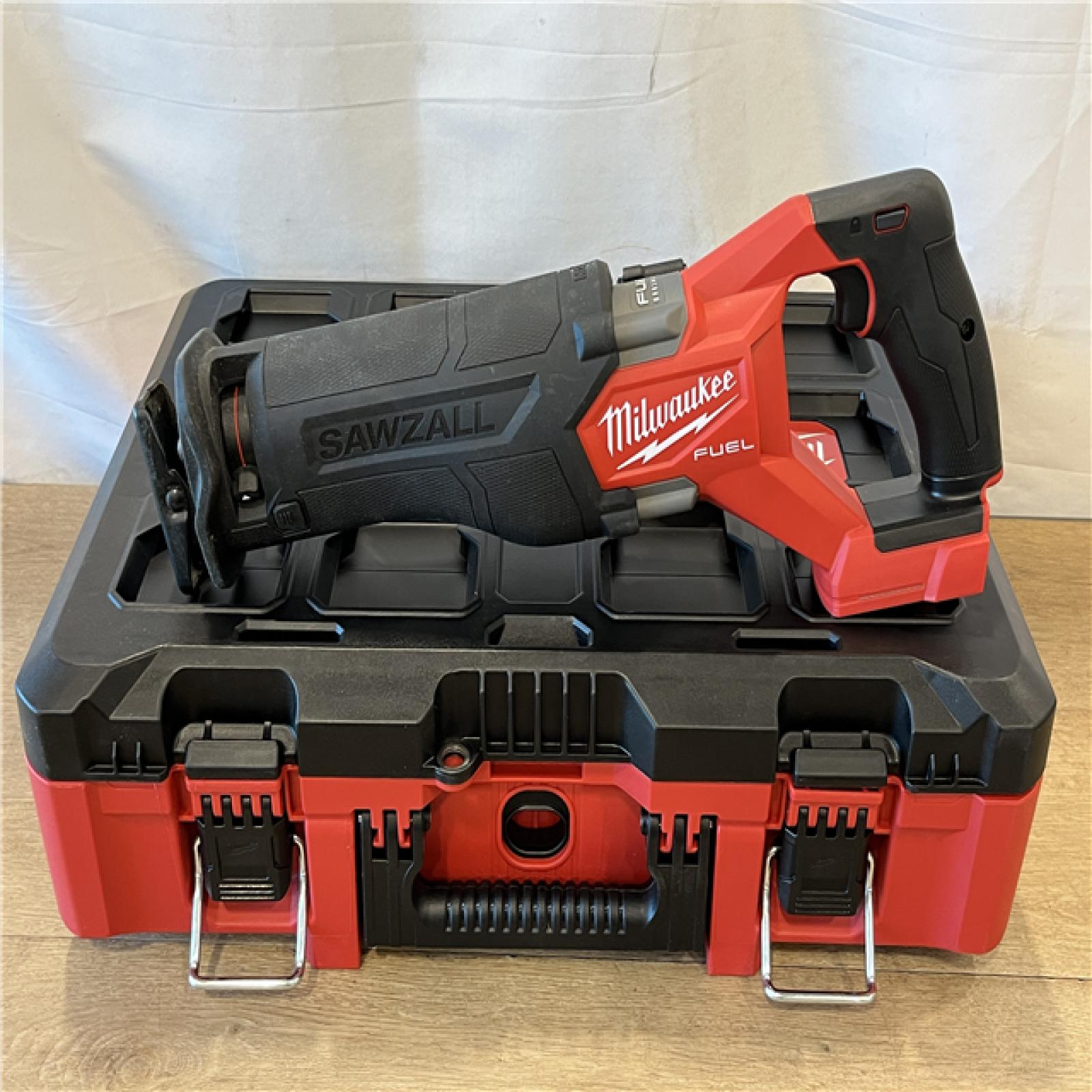 AS-IS MILWAUKEE M18 FUEL18V Lithium-Ion Brushless Cordless SAWZALL Reciprocating Saw with PACKOUT Tool-Box  (1) 5.0 Battery  and Charger