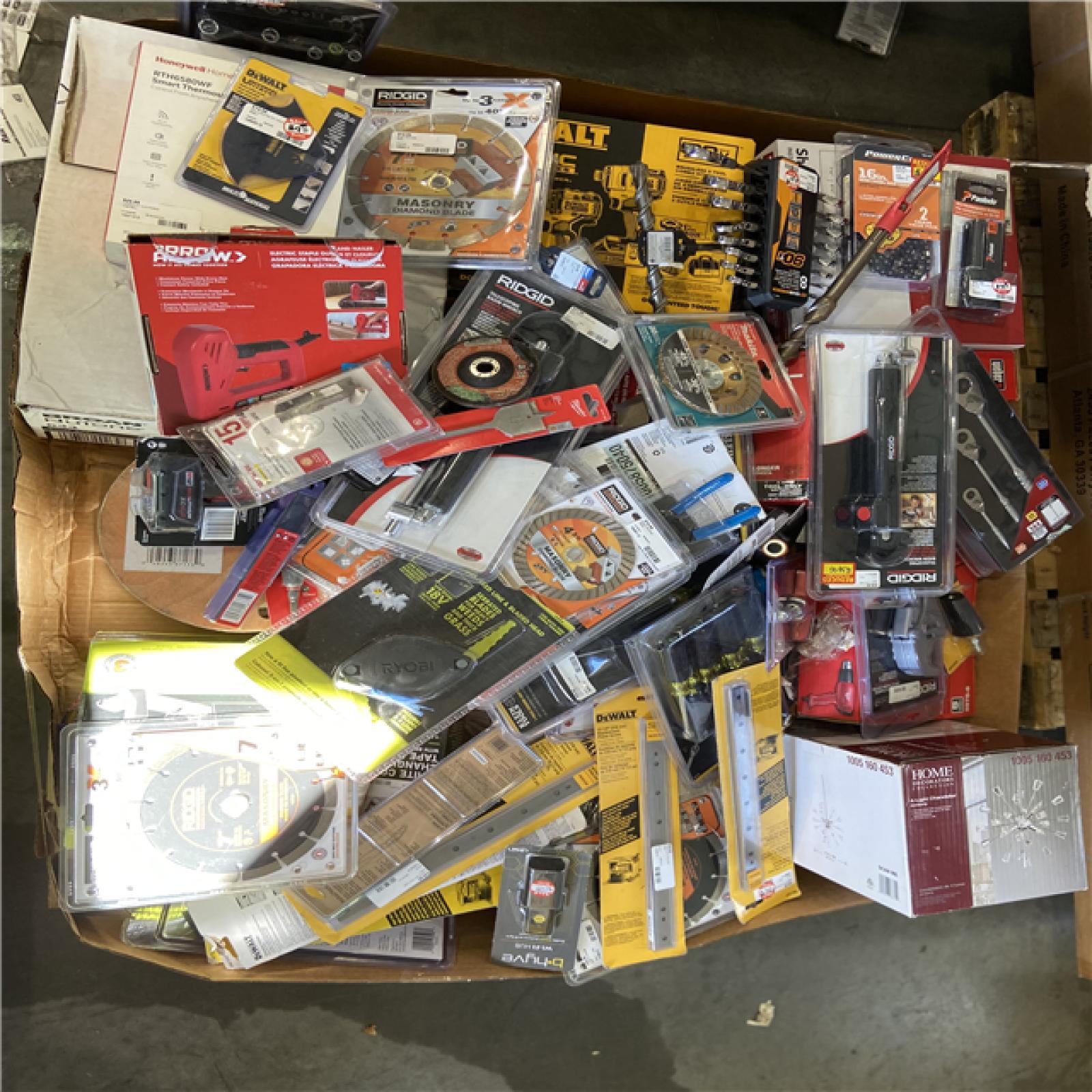 DALLAS LOCATION - AS-IS MISCELLANEOUS TOOL PALLET