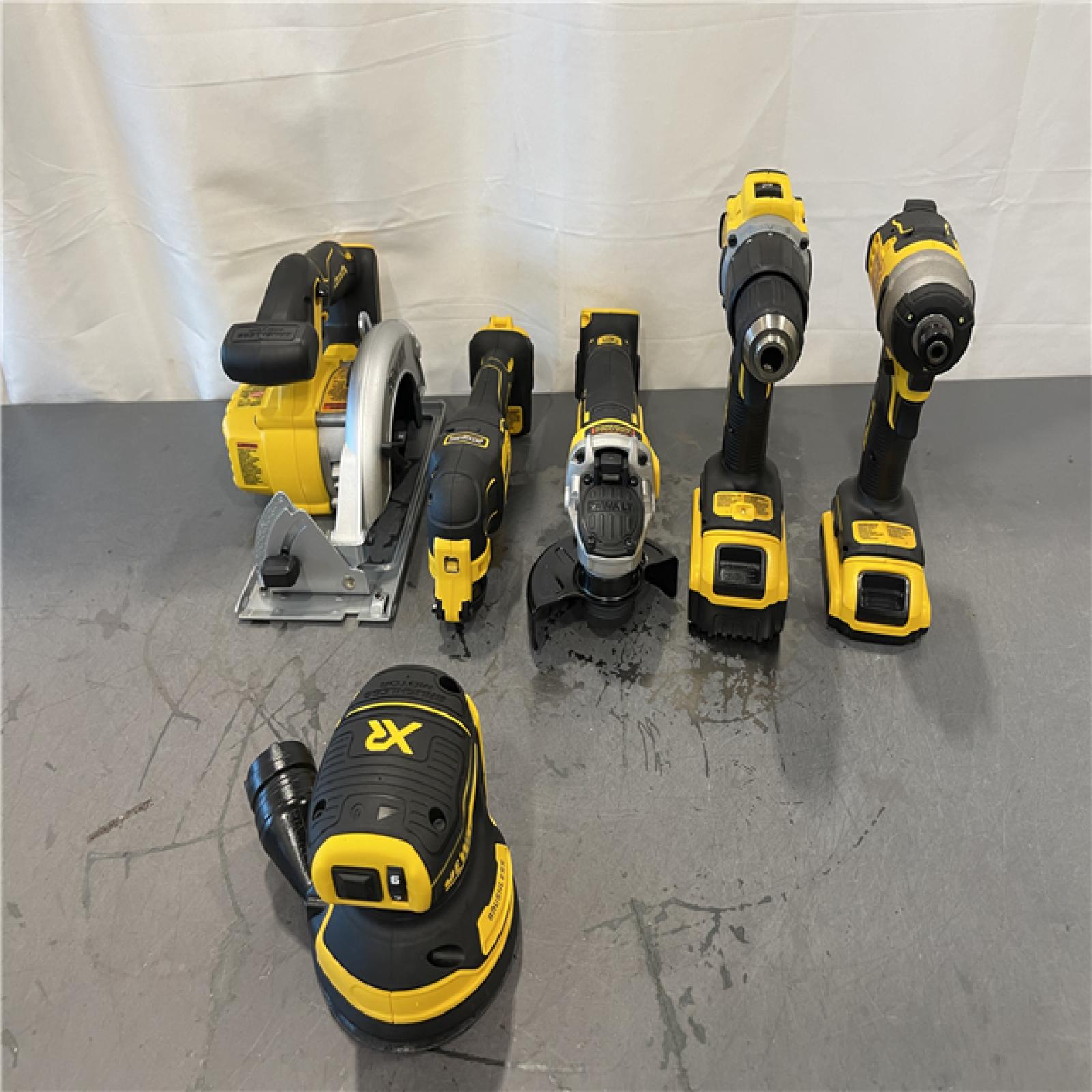 AS-IS - DEWALT 20-Volt MAX ToughSystem Lithium-Ion 6-Tool Cordless Combo Kit