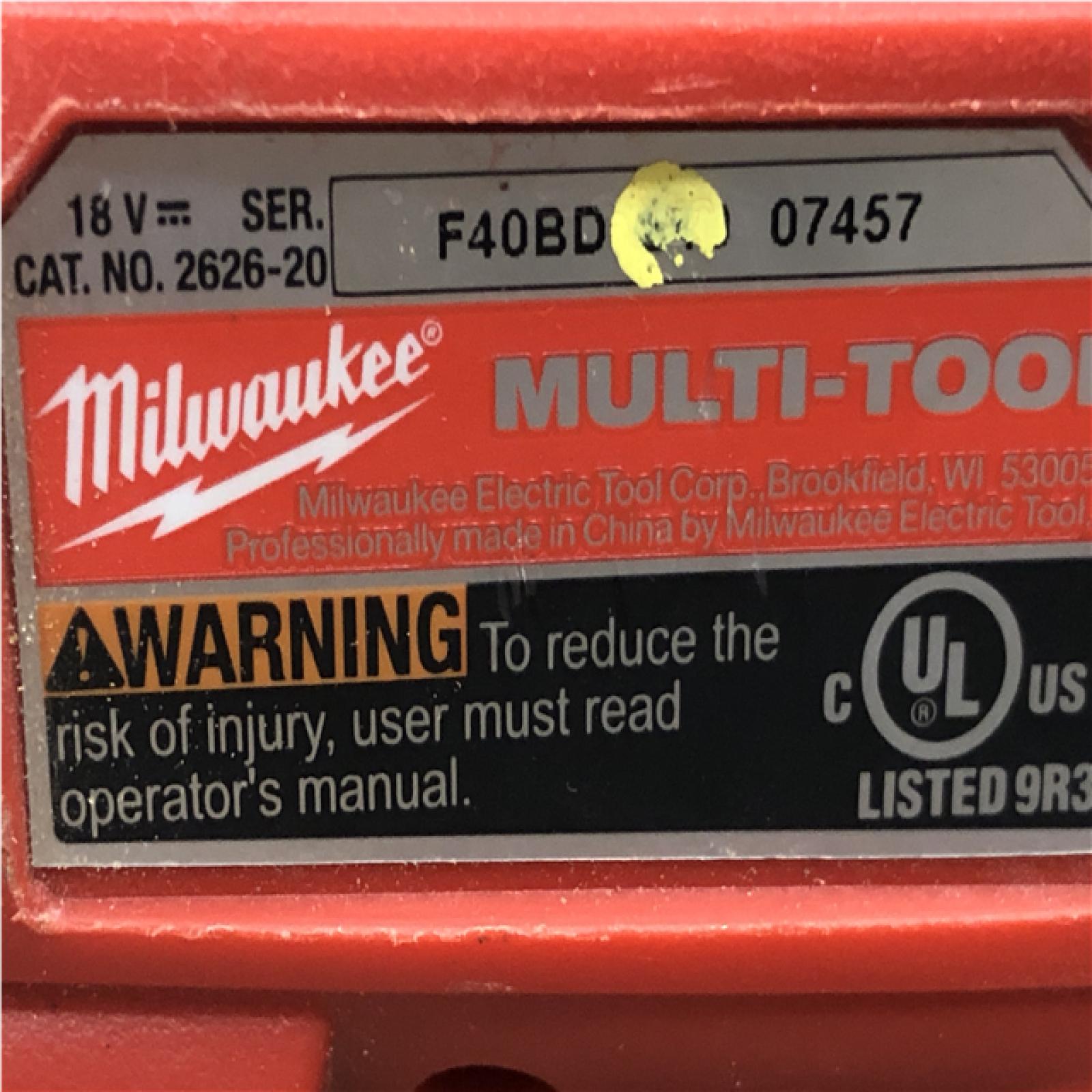 AS-IS Milwaukee 18V Lithium-Ion Cordless Oscillating Multi-Tool (Tool-Only)