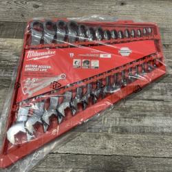 NEW - Milwaukee SAE Ratcheting Combination Wrench Set (15-Piece)