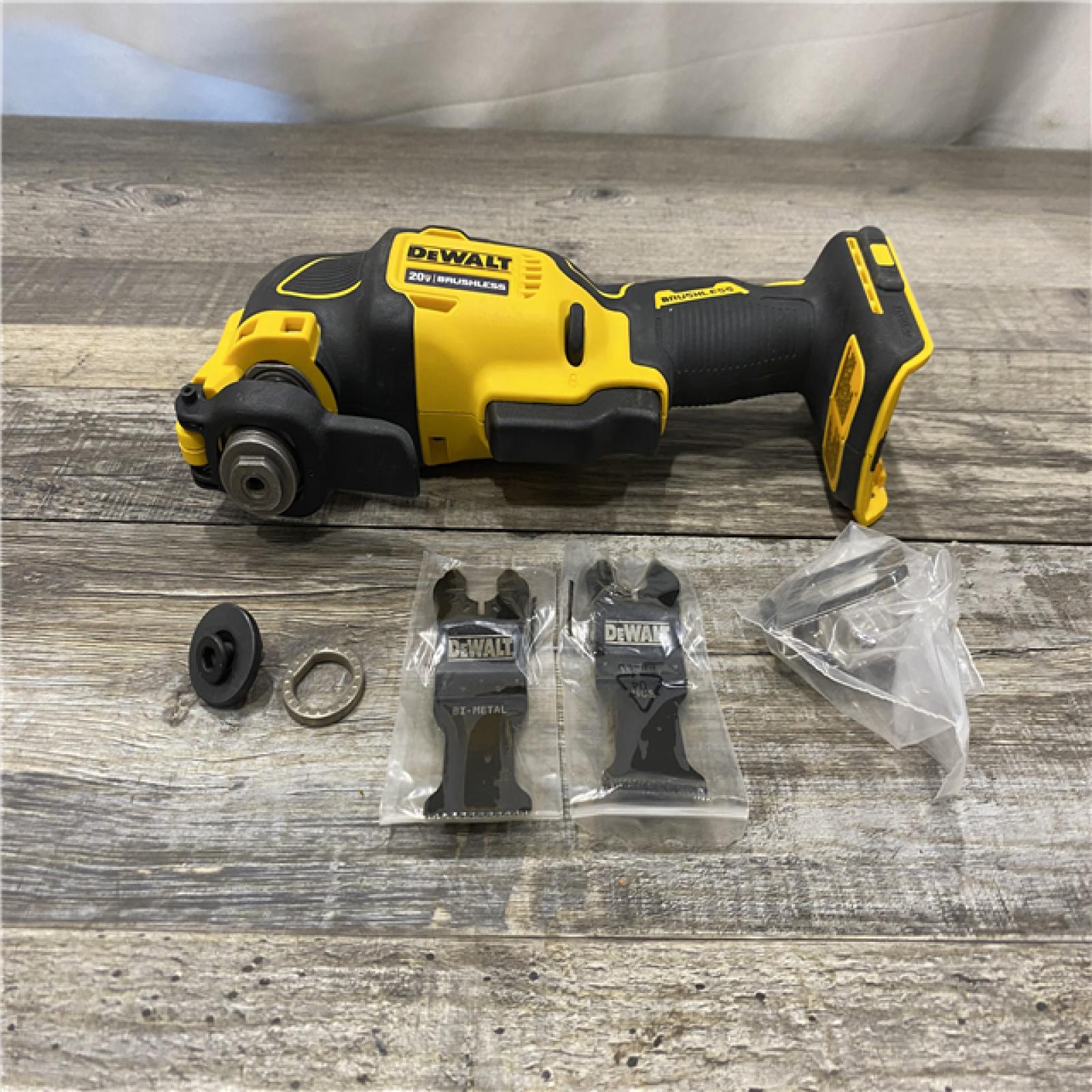 AS-IS DEWALT ATOMIC 20V MAX Cordless Brushless Oscillating Multi Tool (Tool Only)