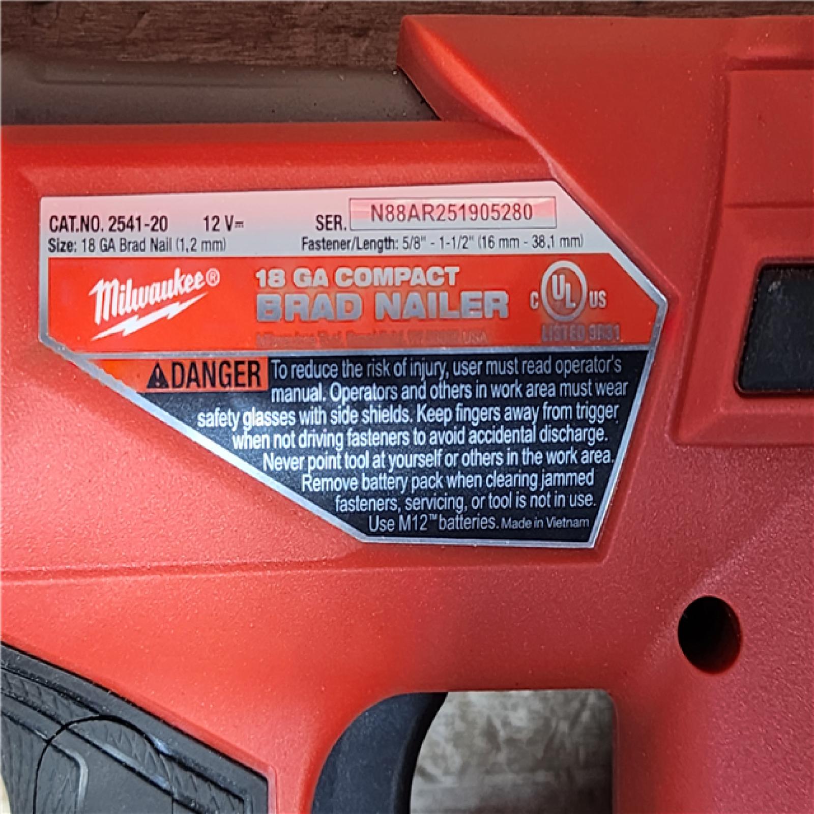 HOUSTON LOCATION - AS-IS Milwaukee FUEL 12-Volt Lithium-Ion Brushless Cordless 18-Gauge 1-1/2 in. Compact Brad Nailer (Tool Only)