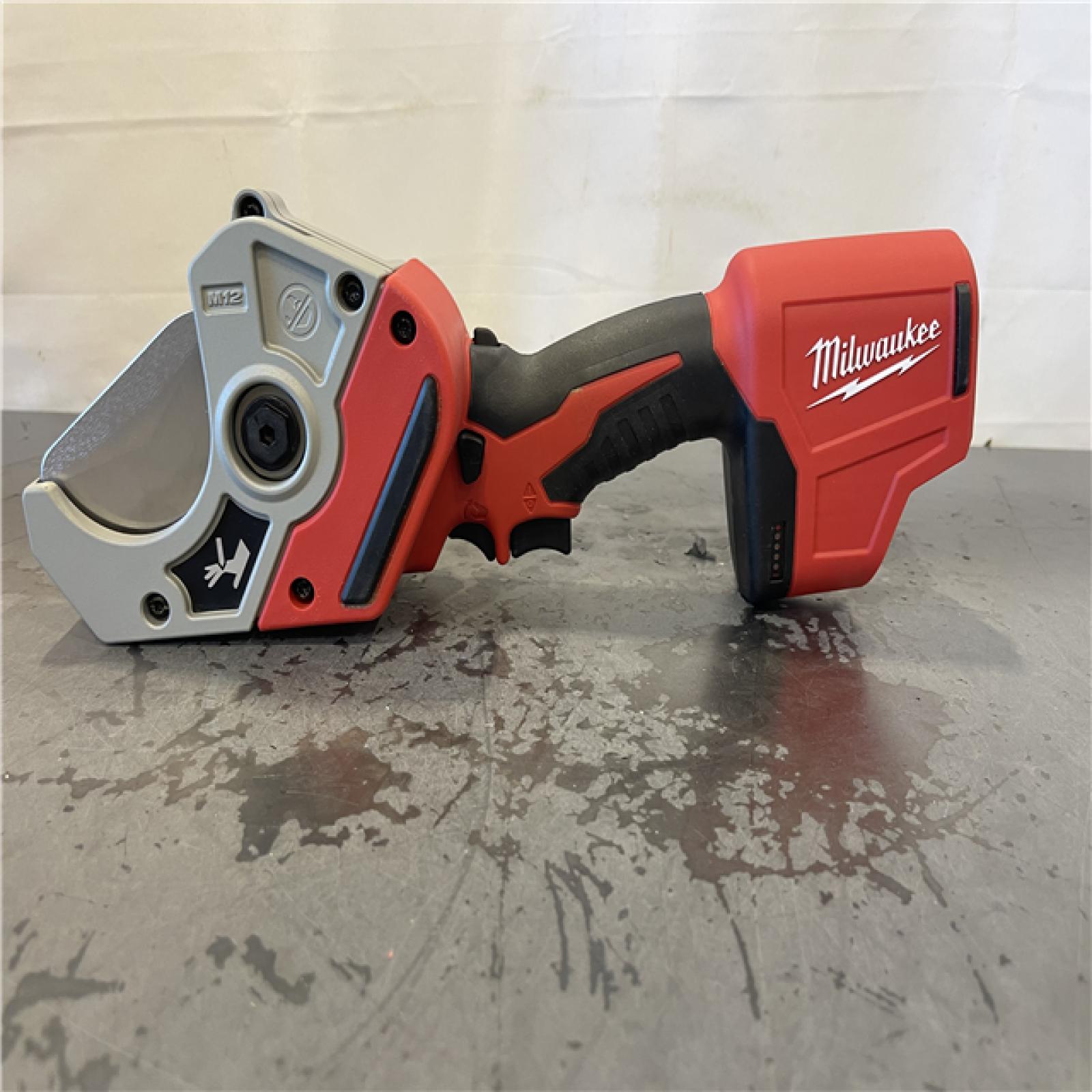 AS-IS- Milwaukee M12 12V Lithium-Ion Cordless PVC Pipe Shear (Tool-Only)