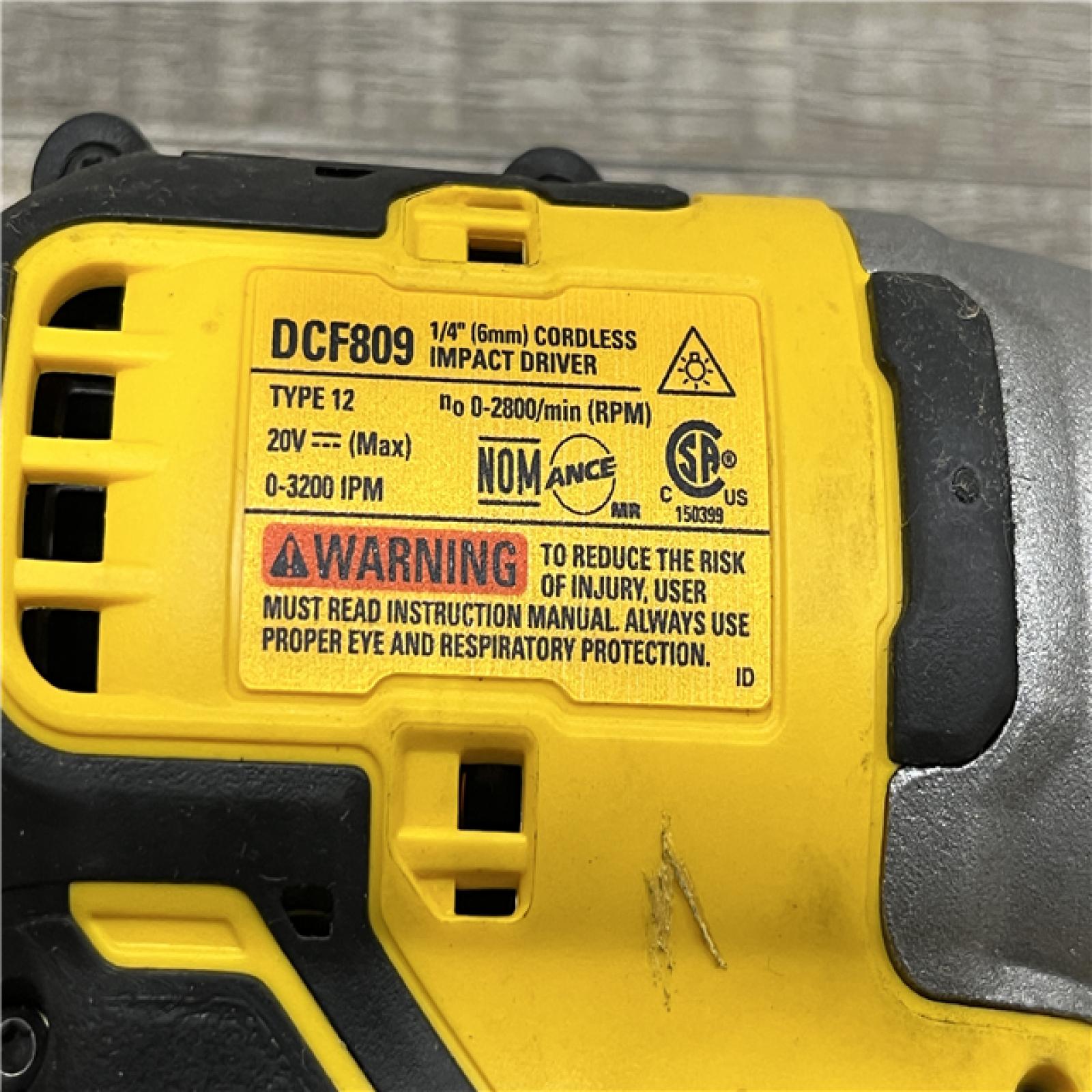 AS-IS DEWALT Atomic 20V Max Lithium-Ion Brushless Cordless Compact 1/4 in. Impact Driver Kit