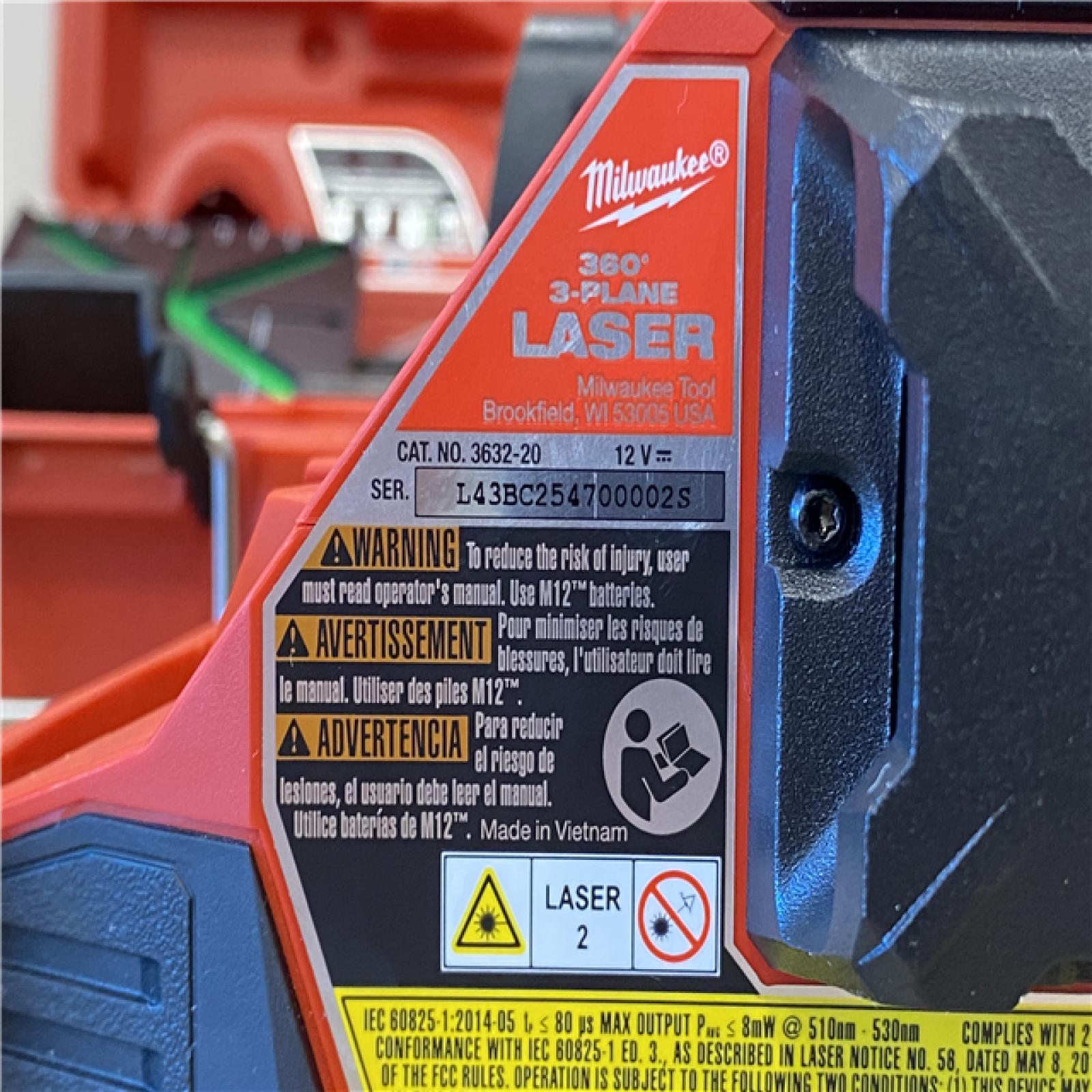 AS-IS Milwaukee 12-Volt Lithium-Ion Cordless Green 250 ft. 3-Plane Laser Level Kit