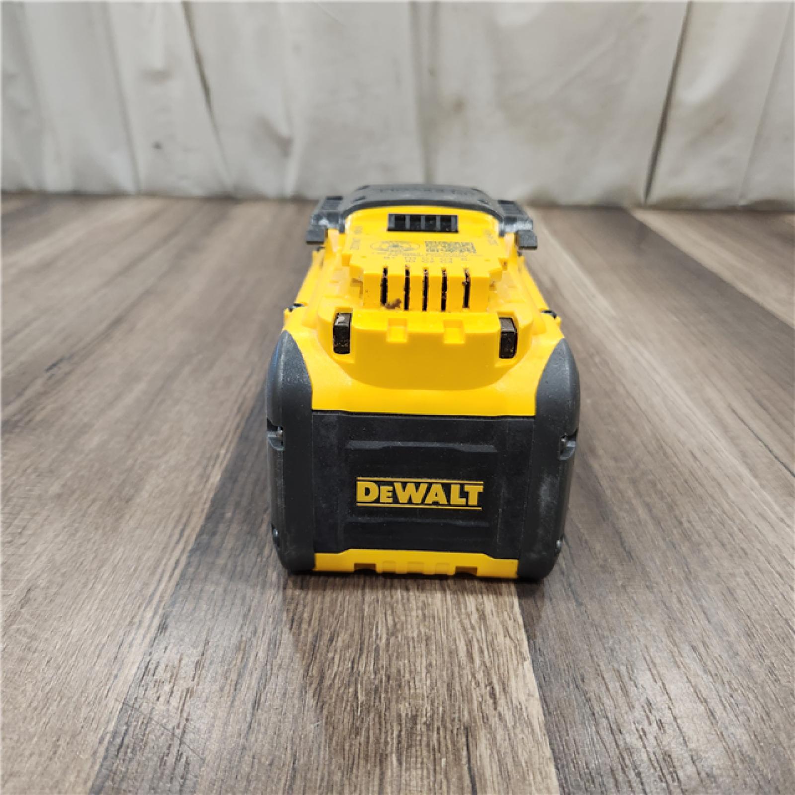 AS IS DeWalt 20V-60V MAX FLEXVOLT DCB615 15 Ah Lithium-Ion Battery 1 Pc