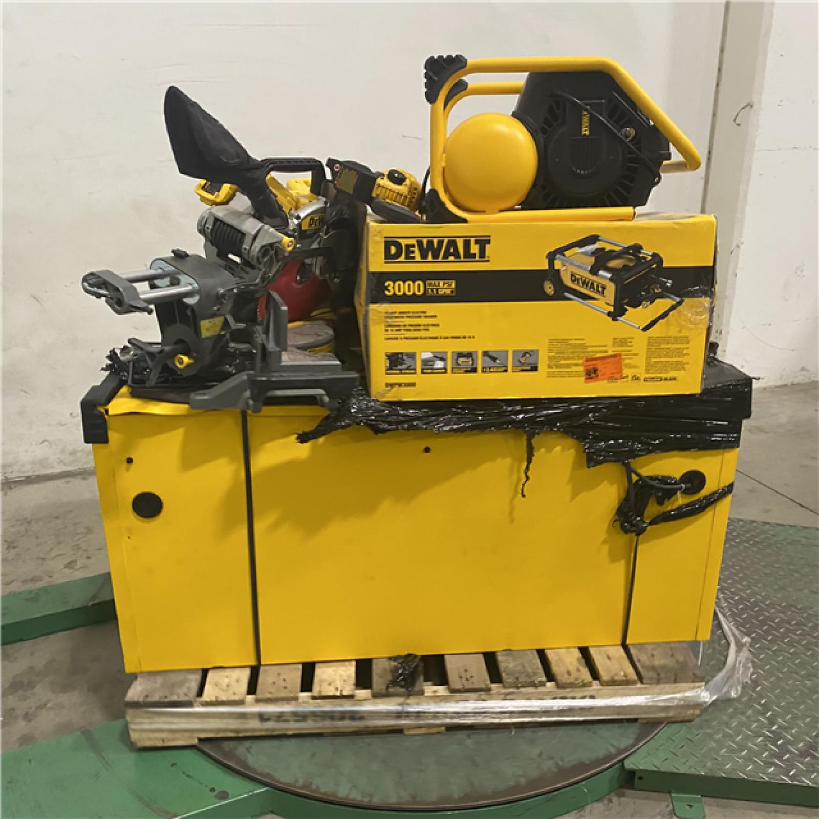 Dallas Location - As-Is DEWALT Tool Pallet
