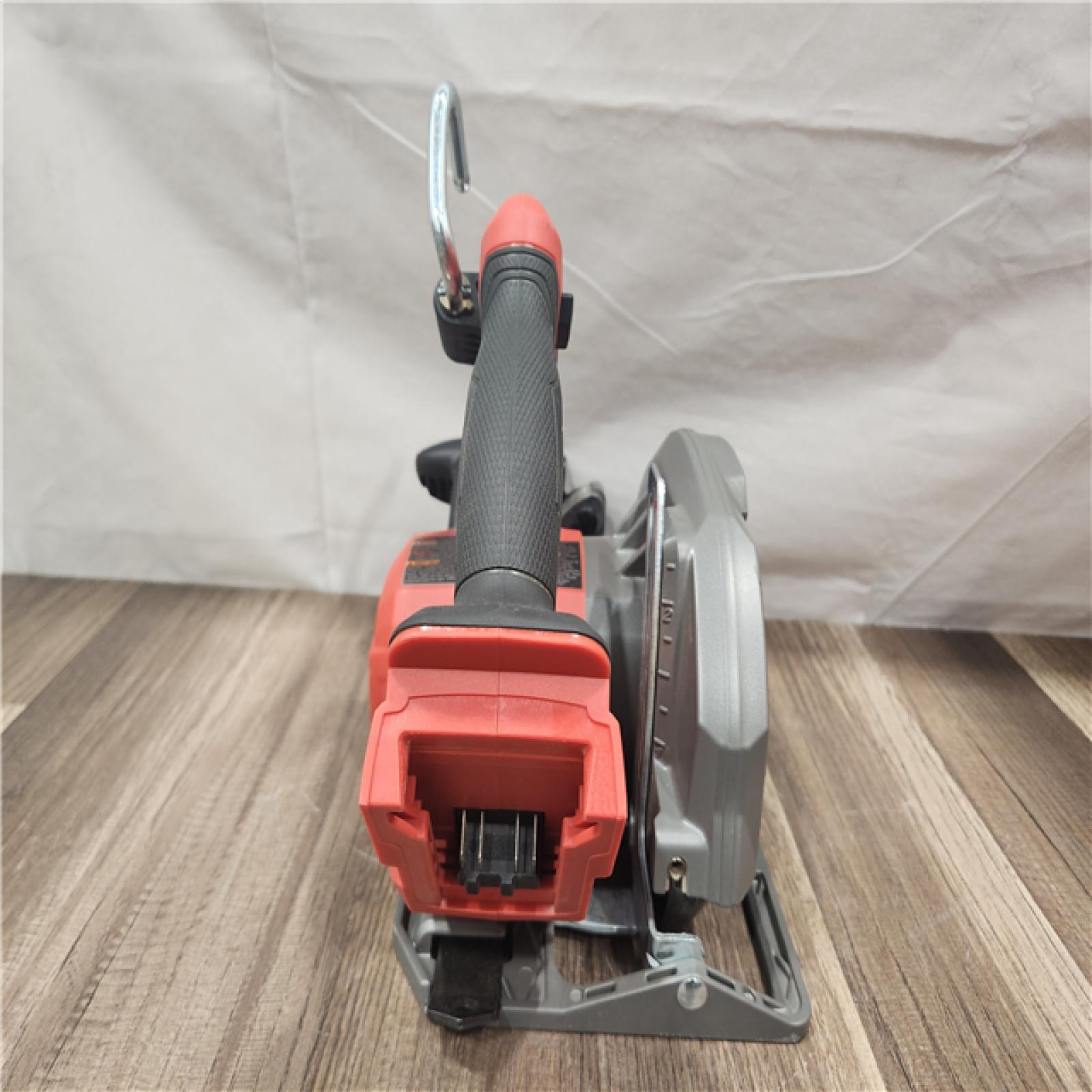 AS-IS- Milwaukee M18 FUEL 7-1/4 Inch Circular Saw (TOOL ONLY)