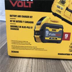 NEW- DEWALT 20V/60V MAX FLEXVOLT Lithium-Ion 9.0Ah Battery and Charger Starter Kit