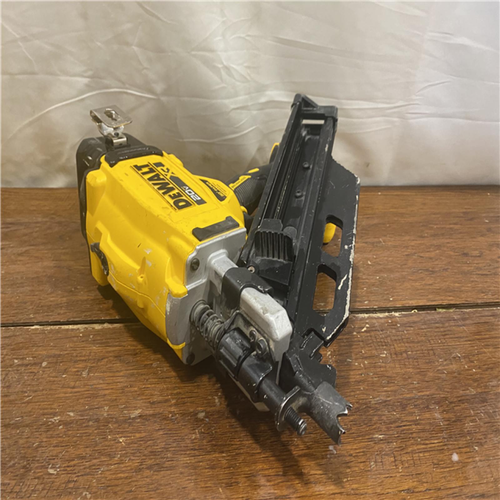 AS-IS DEWALT 20-Volt 30° Cordless Framing Nailer (Tool-Only)