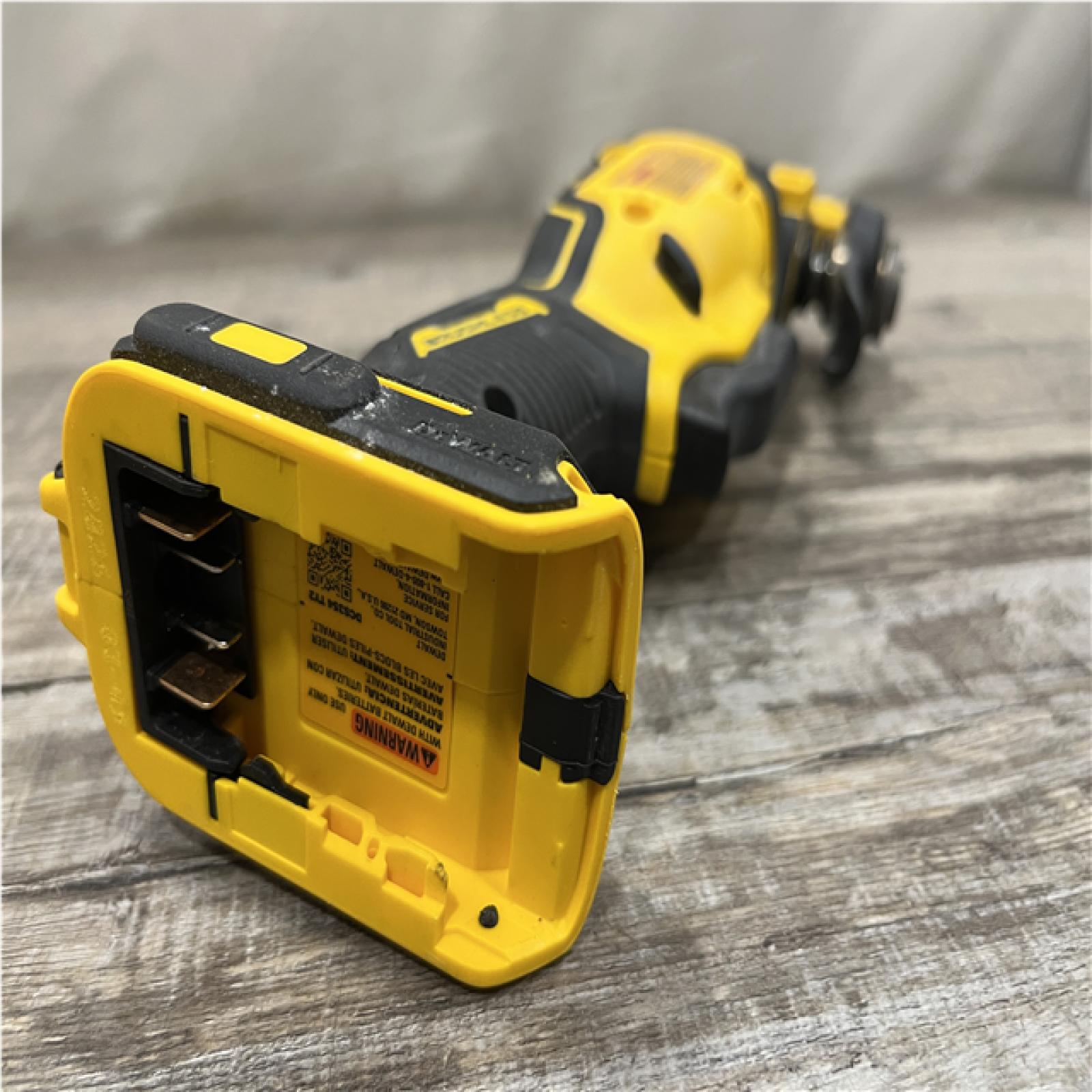 AS-IS DEWALT ATOMIC 20V MAX Cordless Brushless Oscillating Multi Tool (Tool Only)