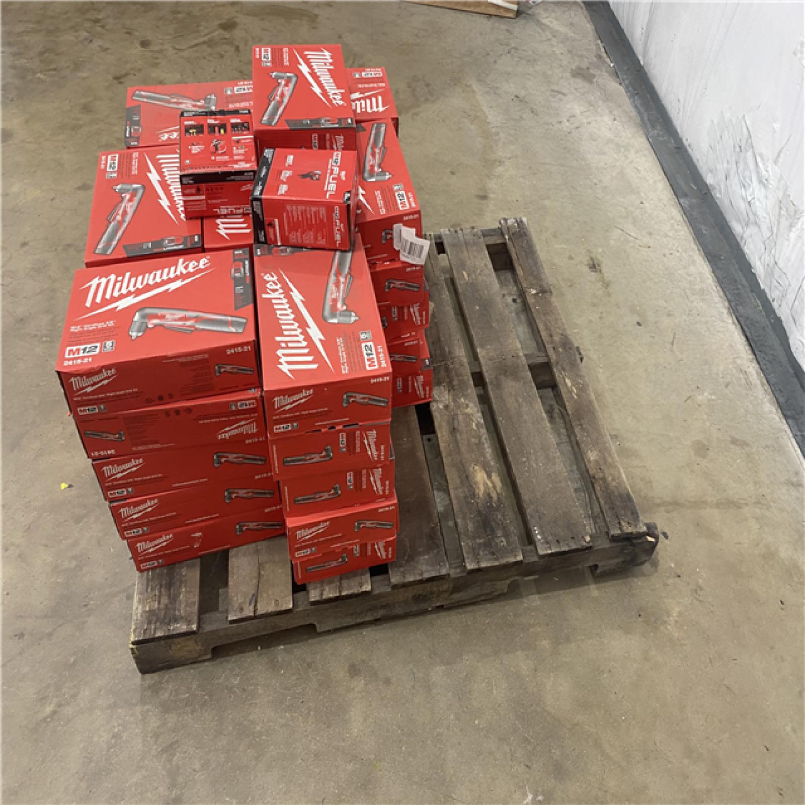 Houston Location - AS-IS home improvement pallet MILWAUKEE M12 CORDLESS 3/8 RIGHT ANGLE DRILL KIT (36 ITEM) NEW