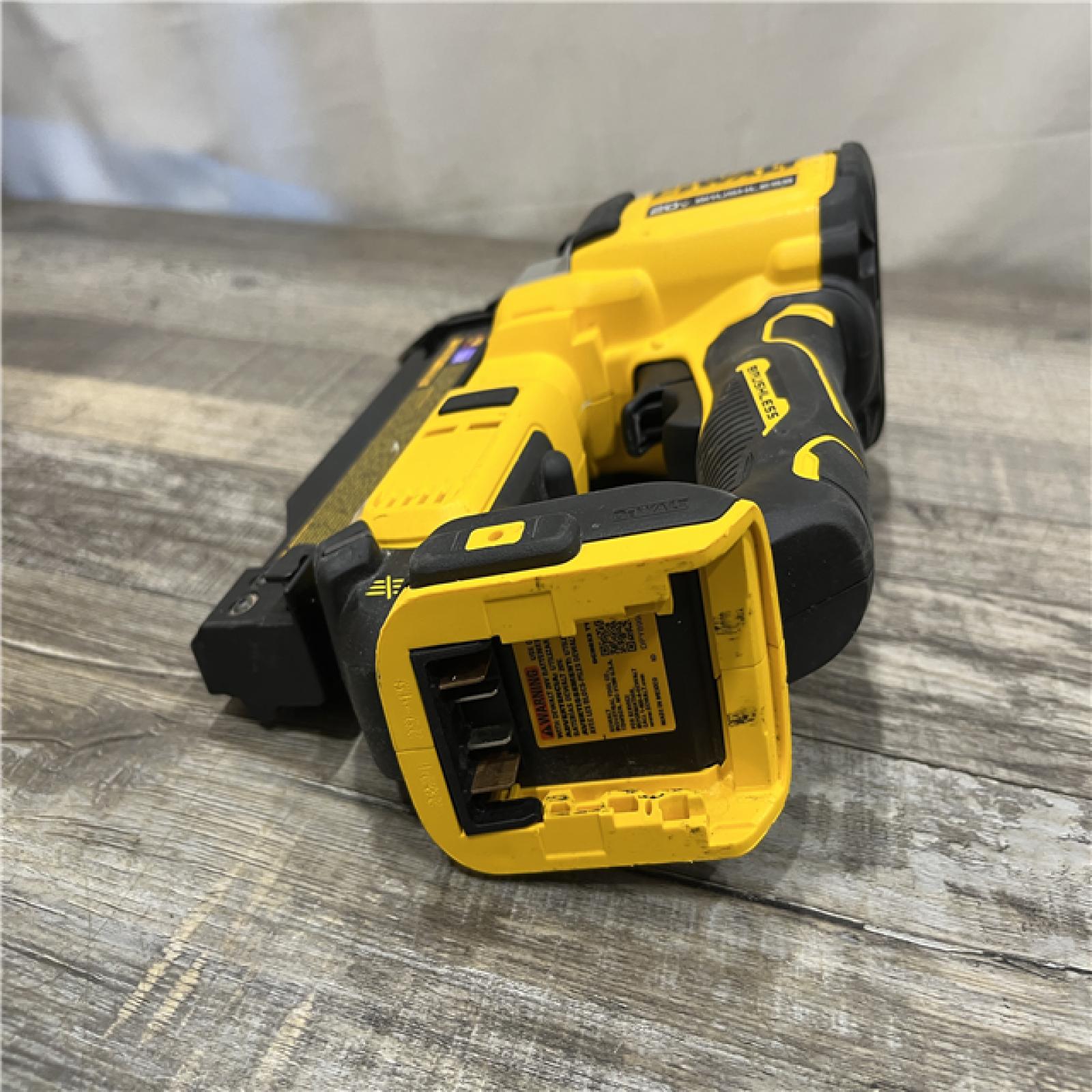 AS-IS DEWALT ATOMIC 20V MAX Lithium Ion Cordless 23 Gauge Pin Nailer (Tool Only)