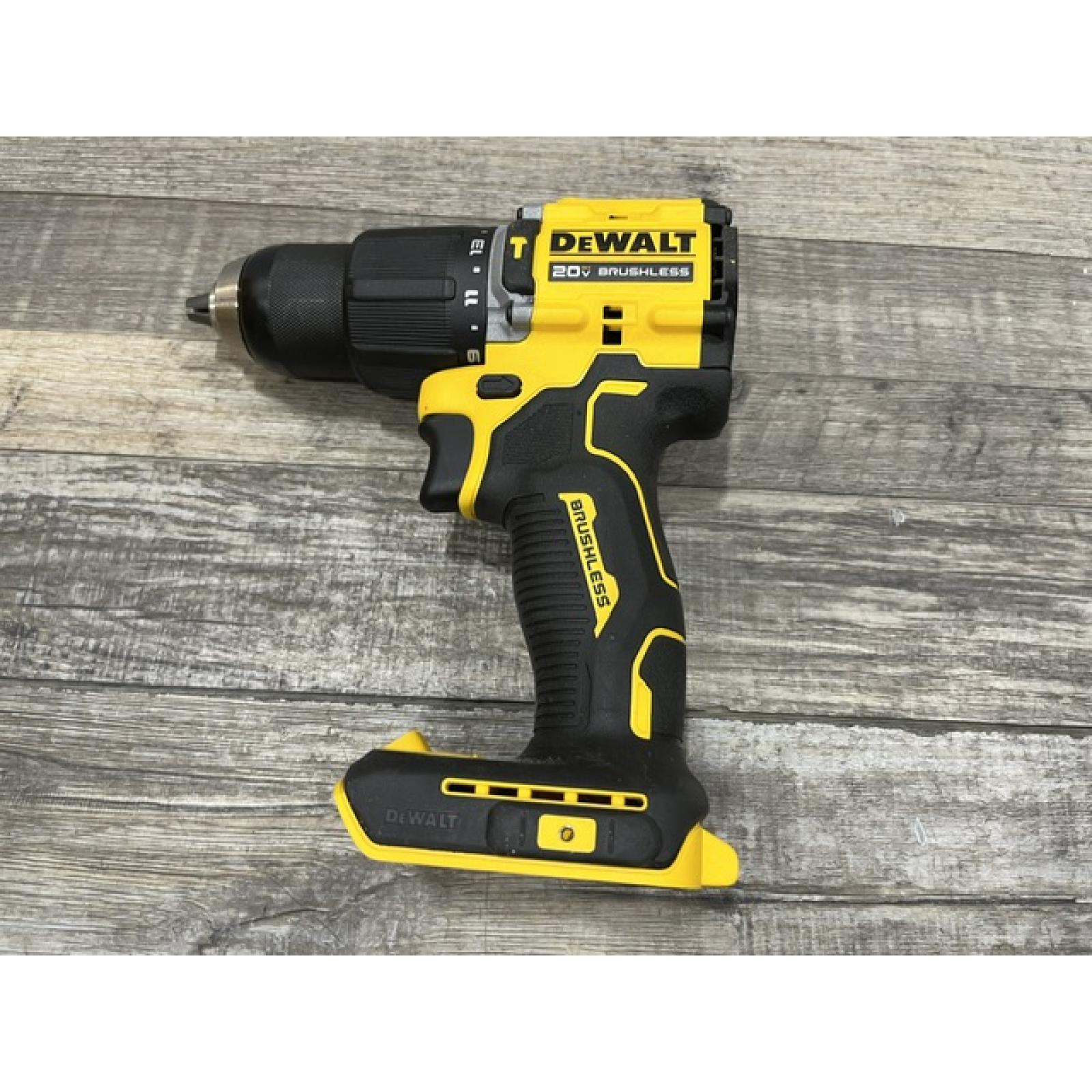 AS-IS DEWALT ATOMIC 20V Lithium-Ion Cordless 1/2 in. Hammer Drill Kit