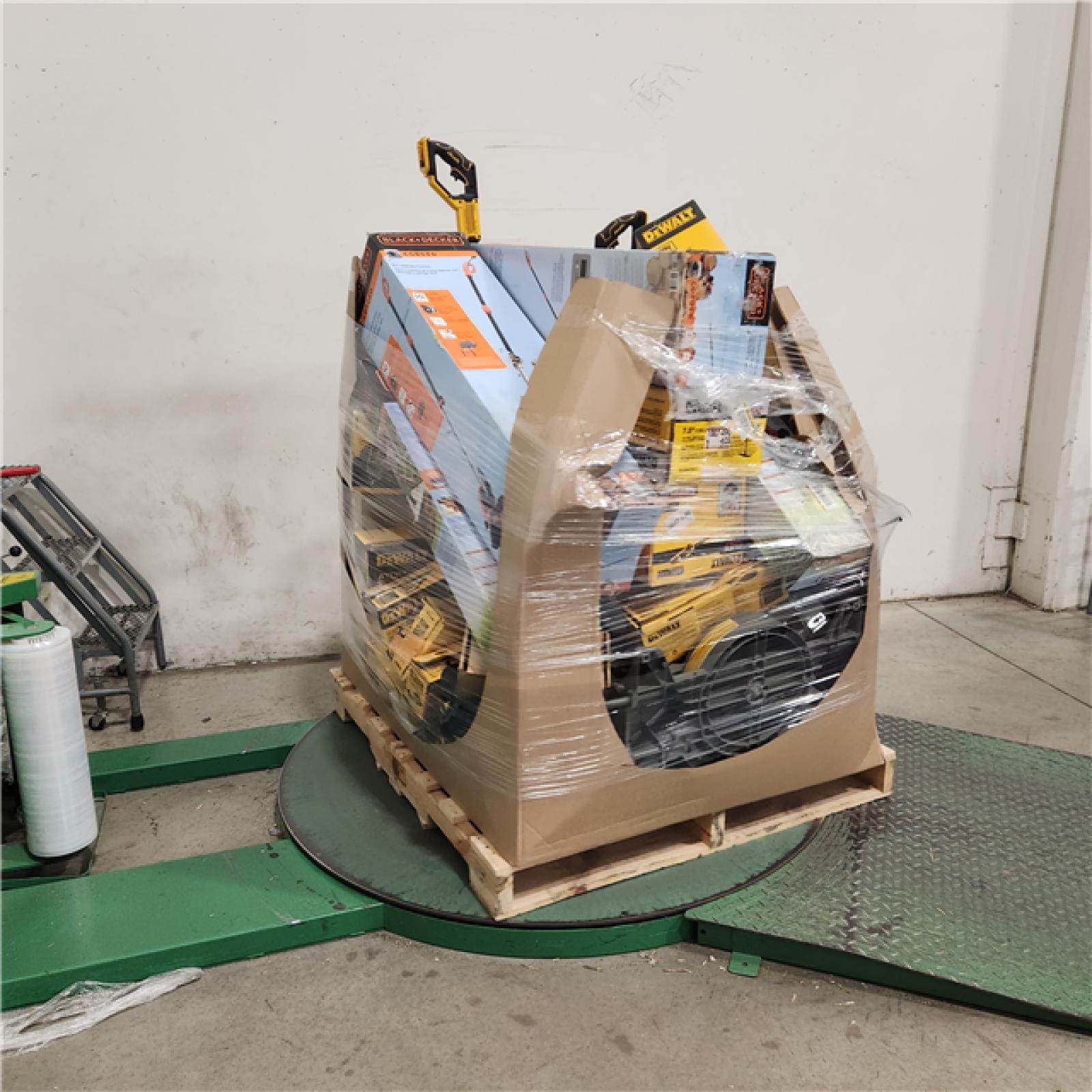 Dallas Location - As-Is DEWALT Tool Pallet