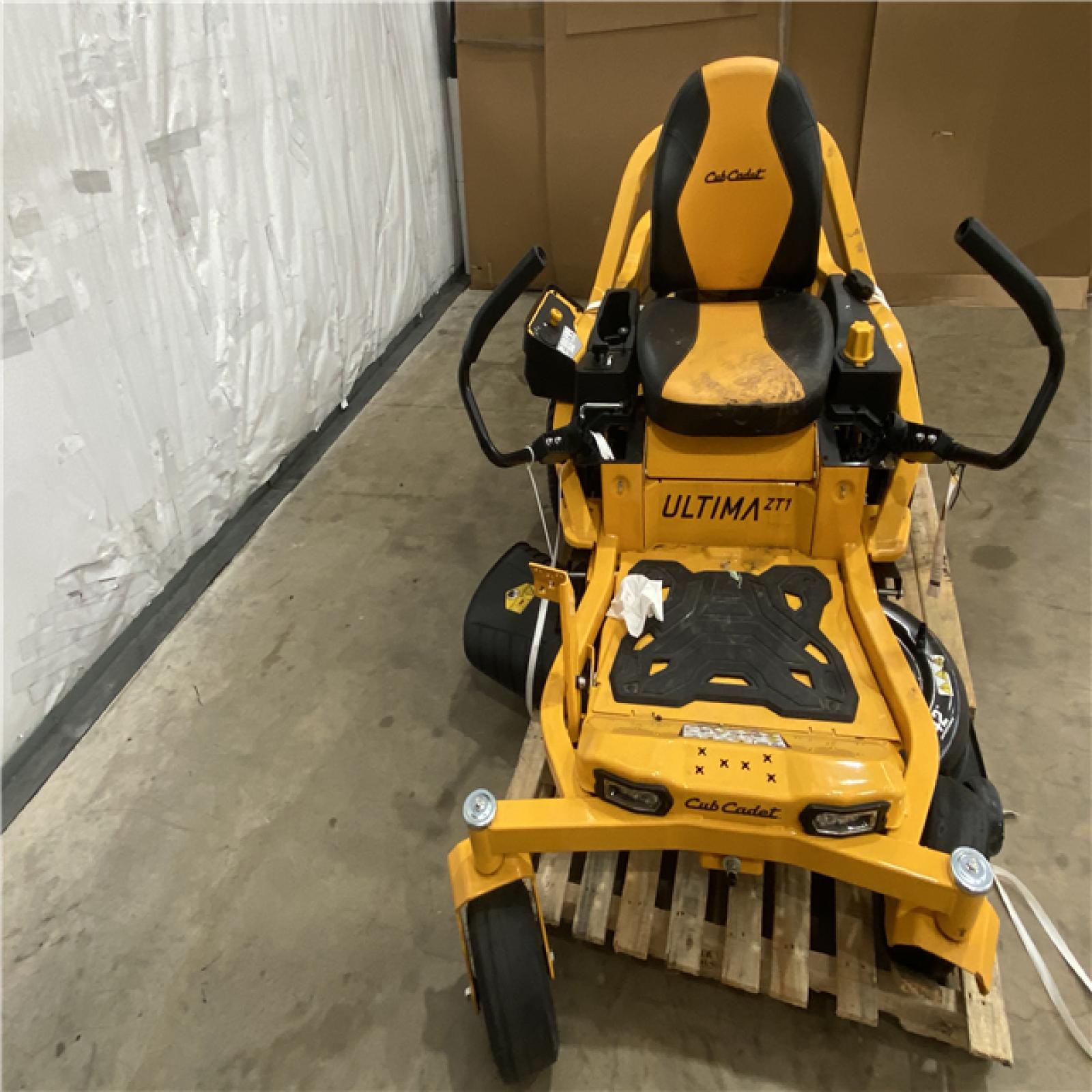 Houston Location - AS-IS Cub Cadet Ultima ZT1 42 Riding Mower