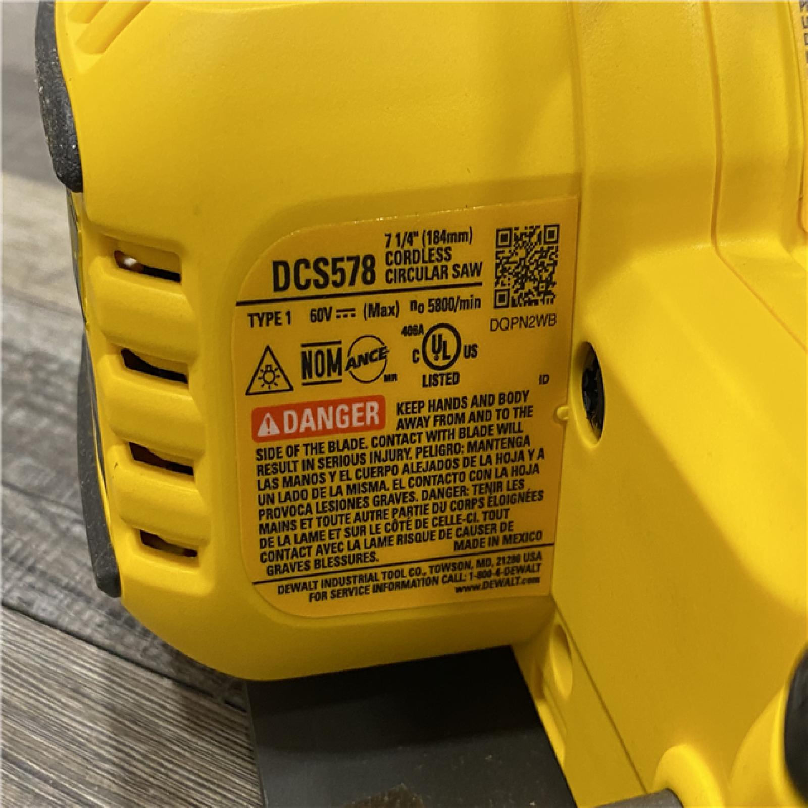 AS-IS DEWALT FLEXVOLT 60V MAX Cordless Brushless 7-1/4 in. Circular Saw with Brake (Tool Only)