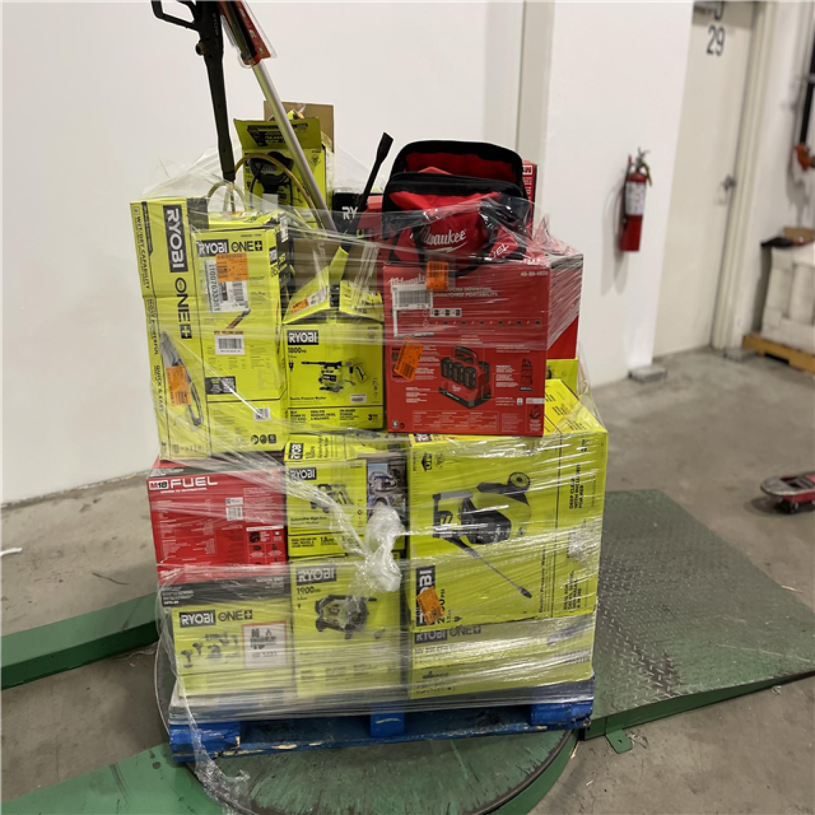 Dallas Location - As-Is Tool Pallet