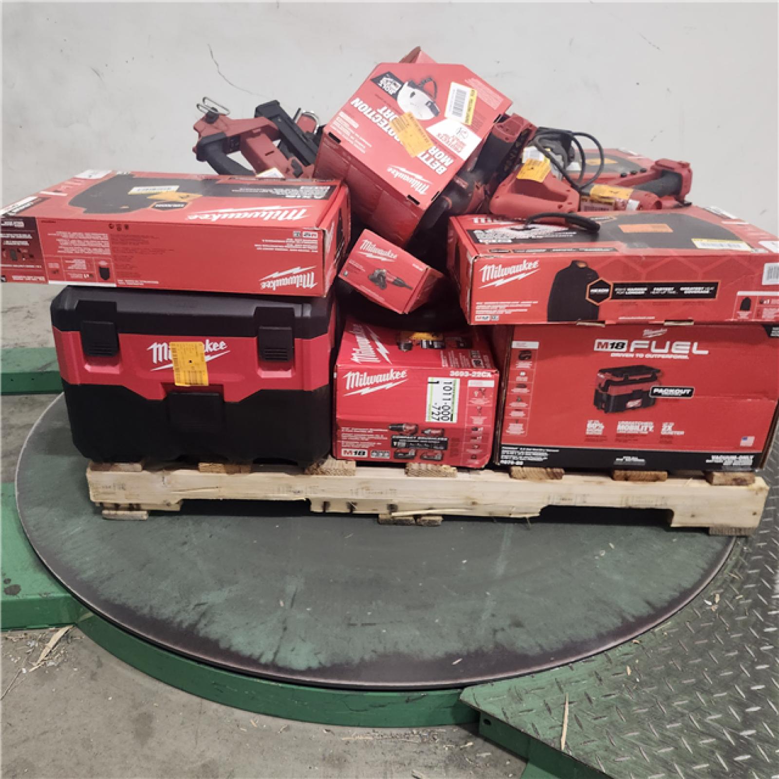 Dallas Location - As-Is MILWAUKEE Tool Pallet