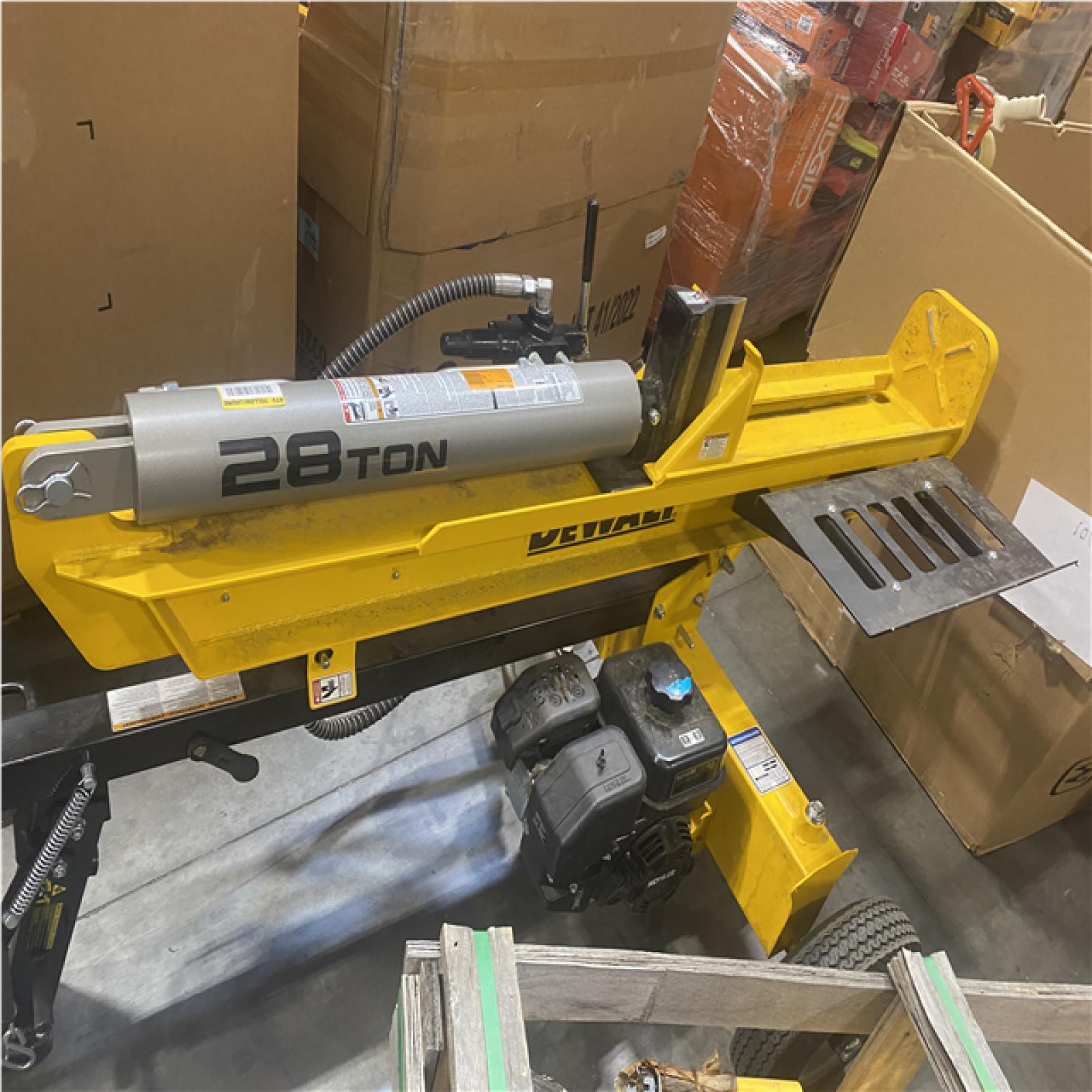Dallas Location - As-Is DEWALT 28 Ton 196cc 6.5HP Kohler Engine Horizontal/Vertical Full Beam Hydraulic Log Splitter