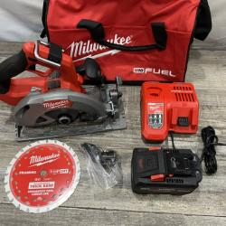 AS-IS Milwaukee FUEL 18V Lithium-Ion Brushless Cordless 7-1/4 in. Circular Saw Kit