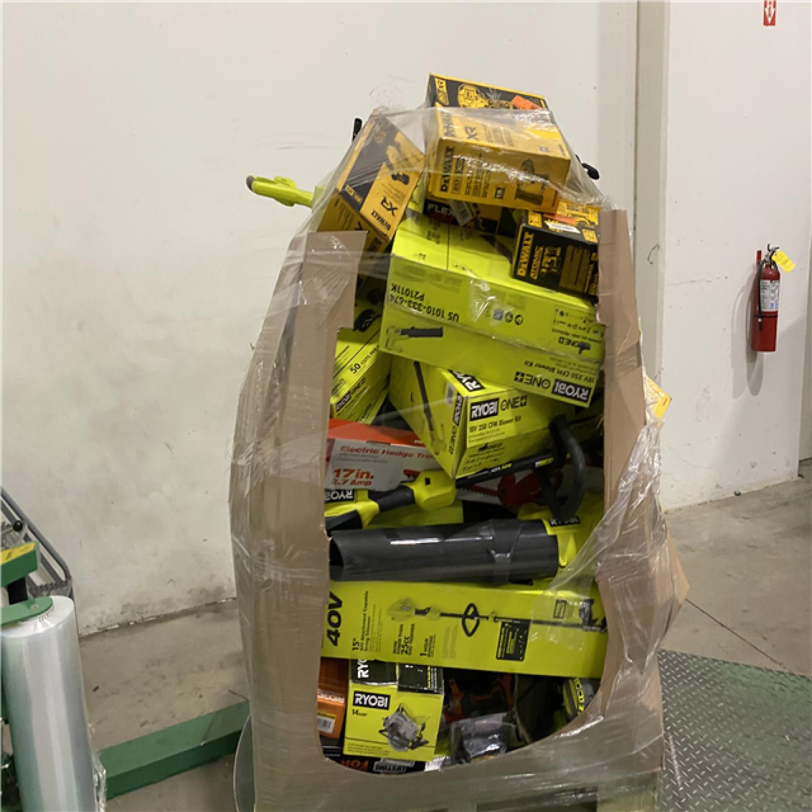 DALLAS LOCATION - AS-IS TOOL PALLET