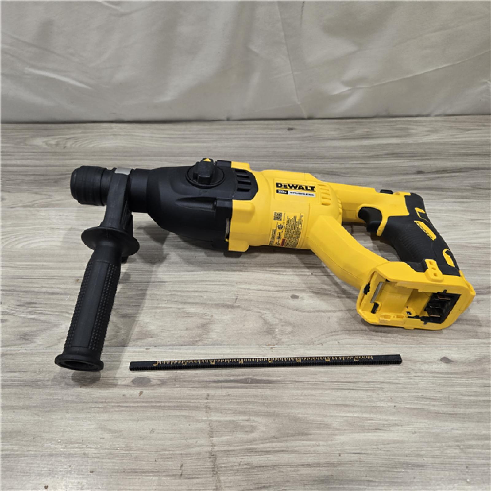 AS-IS DeWalt 20v MAX Cordless Rotary Hammer Drill (Tool-Only) DCH133