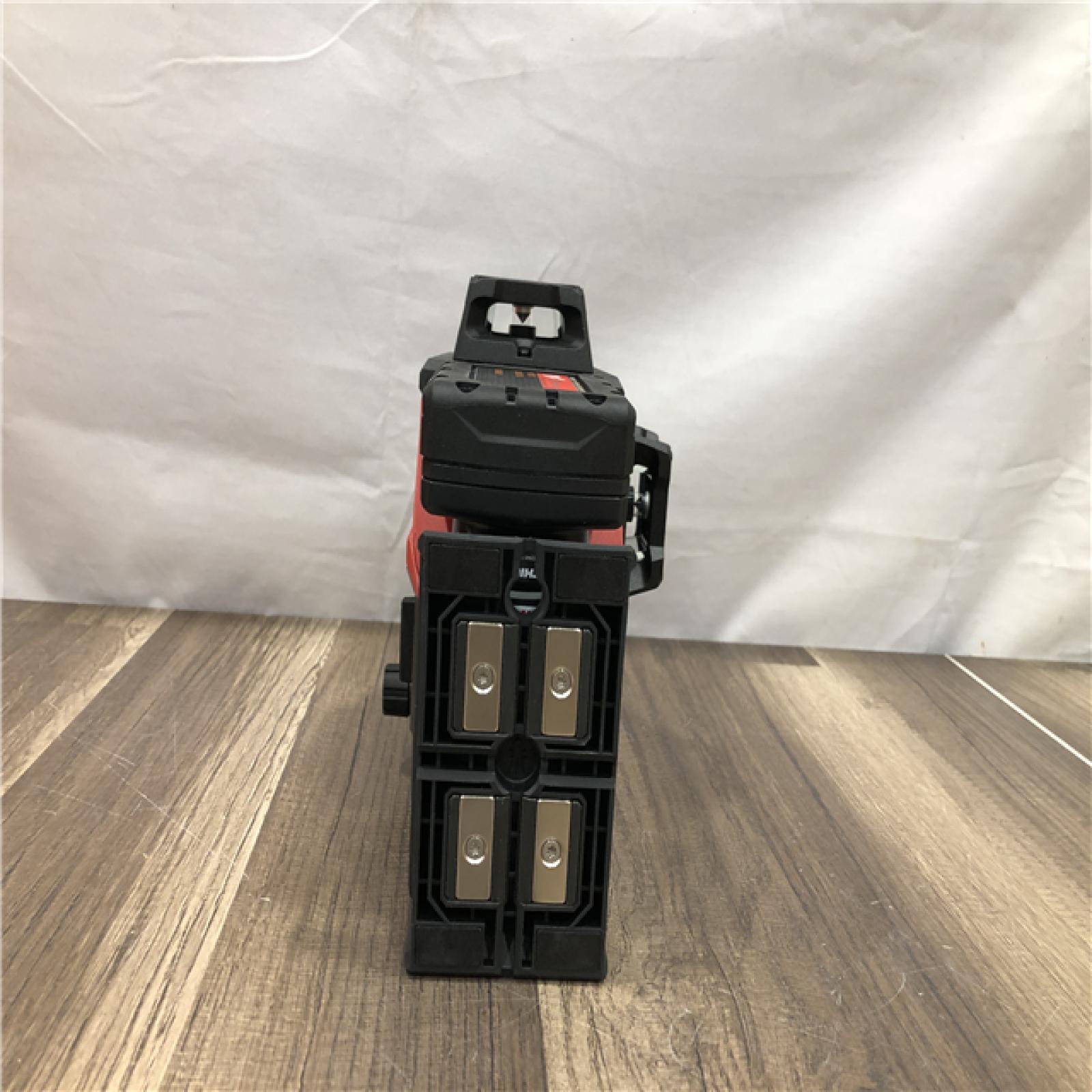 AS-IS Milwaukee 12-Volt Lithium-Ion Cordless Green 250 ft. 3-Plane Laser Level Kit